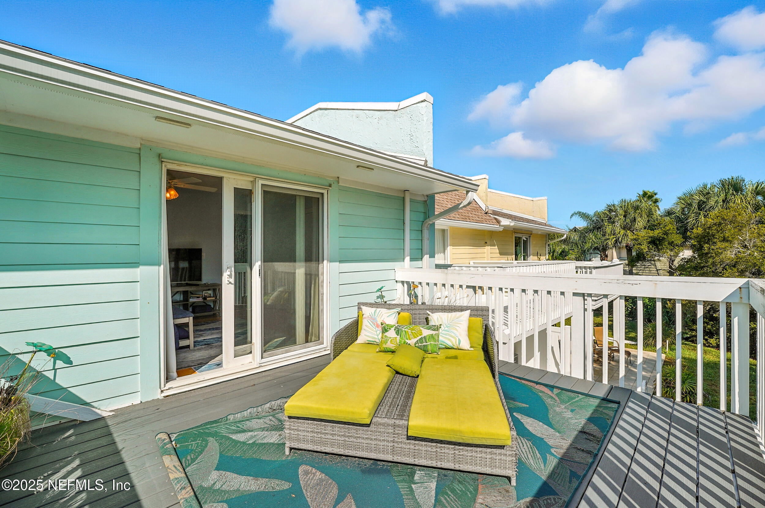 2233 SEMINOLE Road, 3