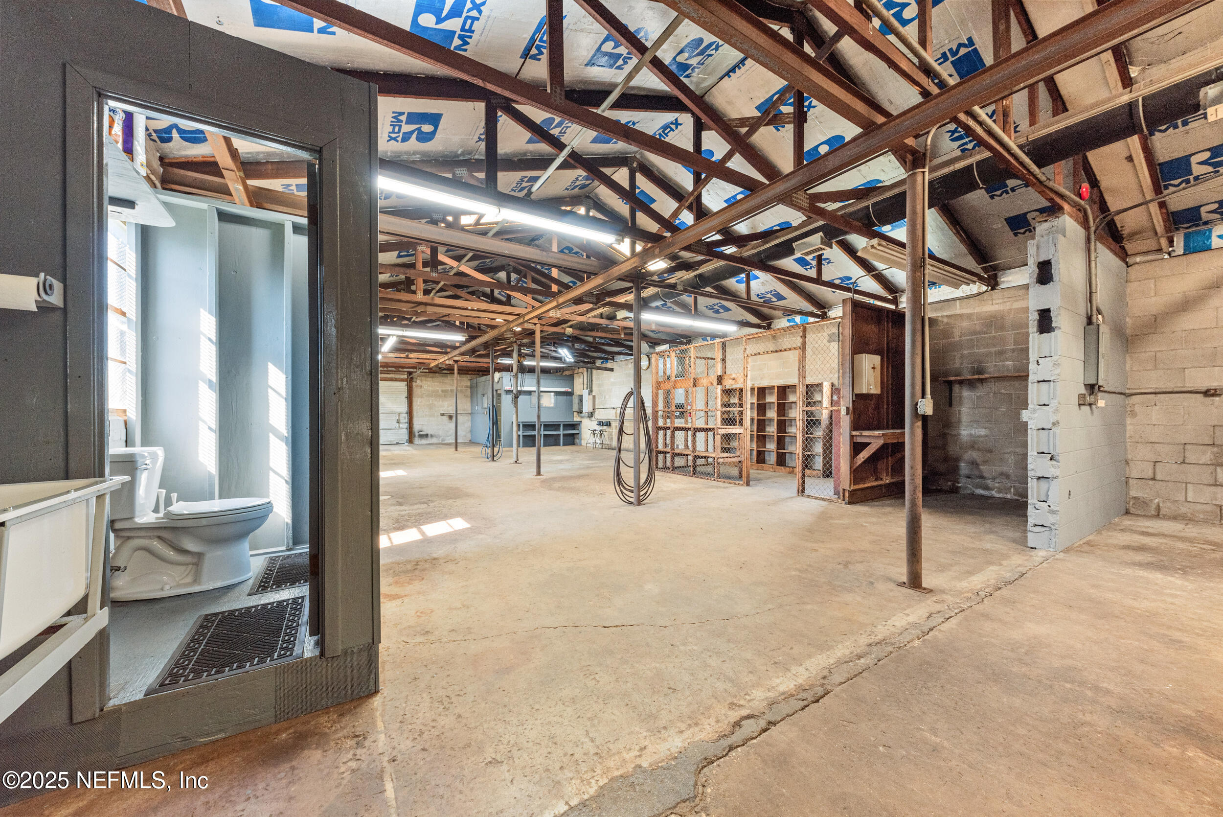 5044 W EDWARD Street