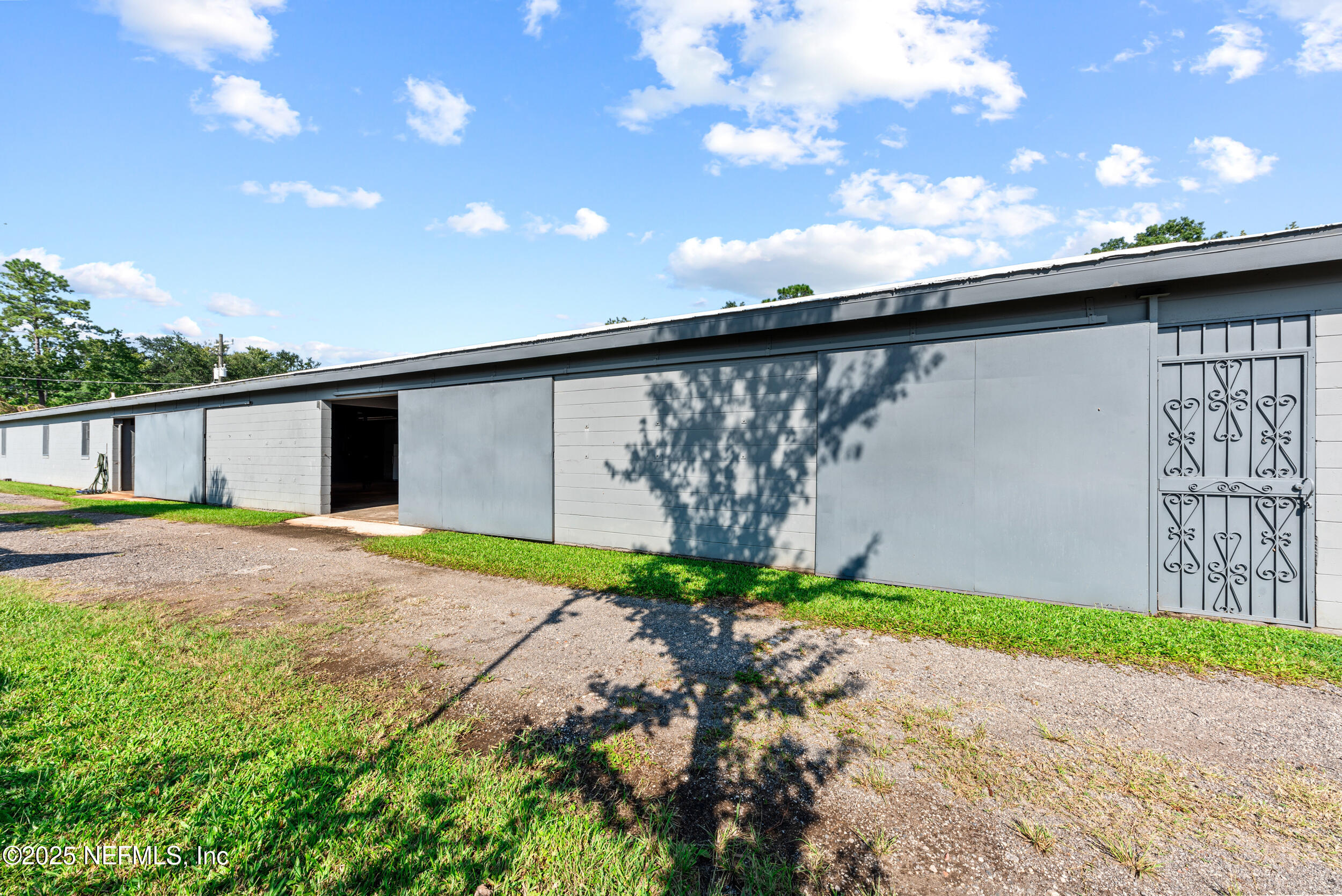 5044 W EDWARD Street