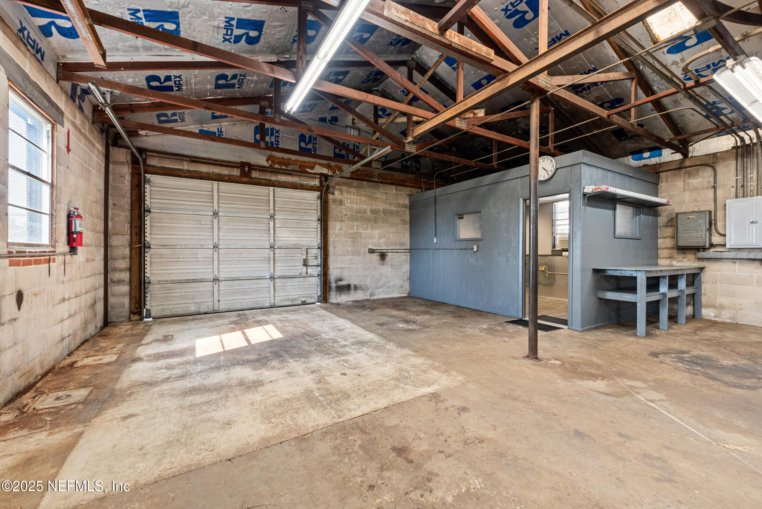 5044 W EDWARD Street