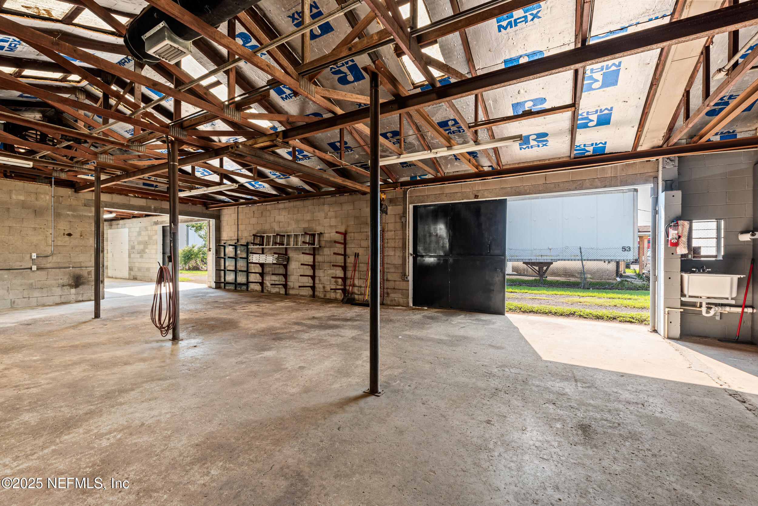 5044 W EDWARD Street