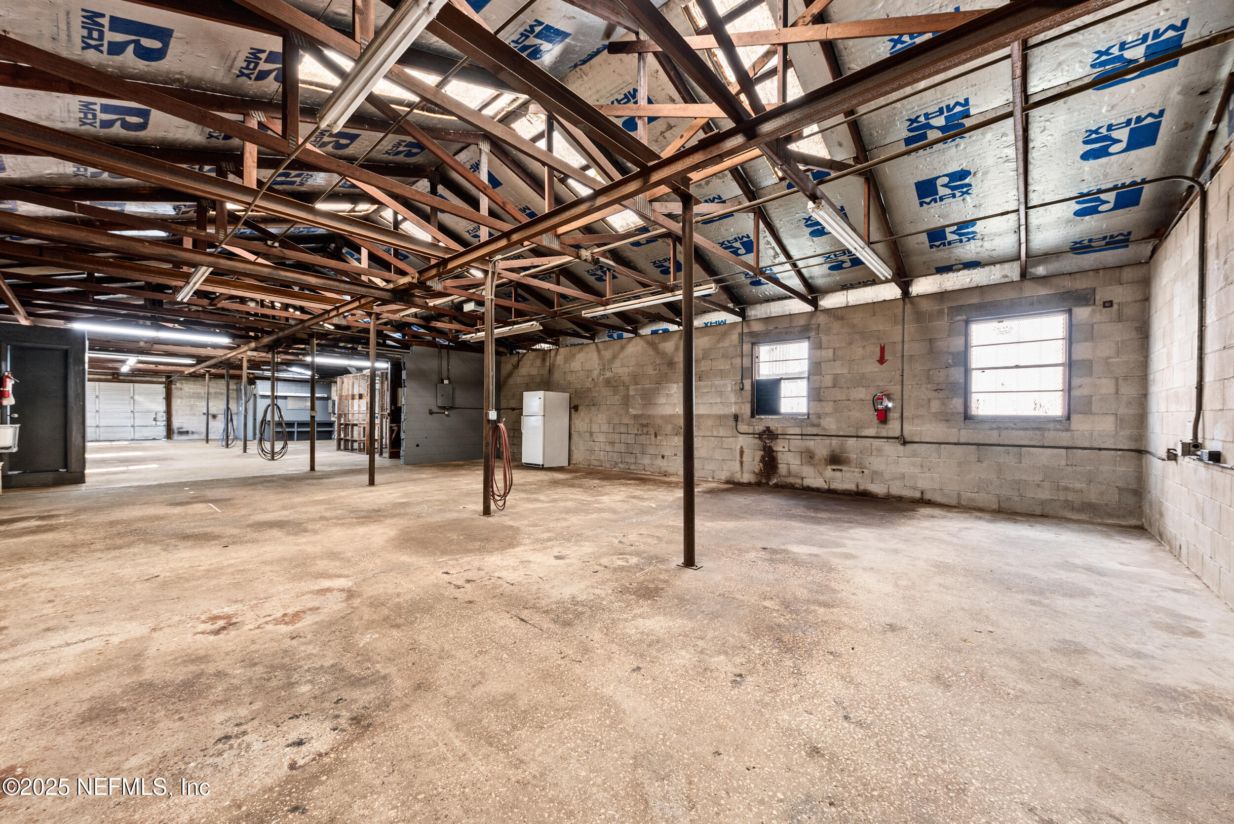 5044 W EDWARD Street