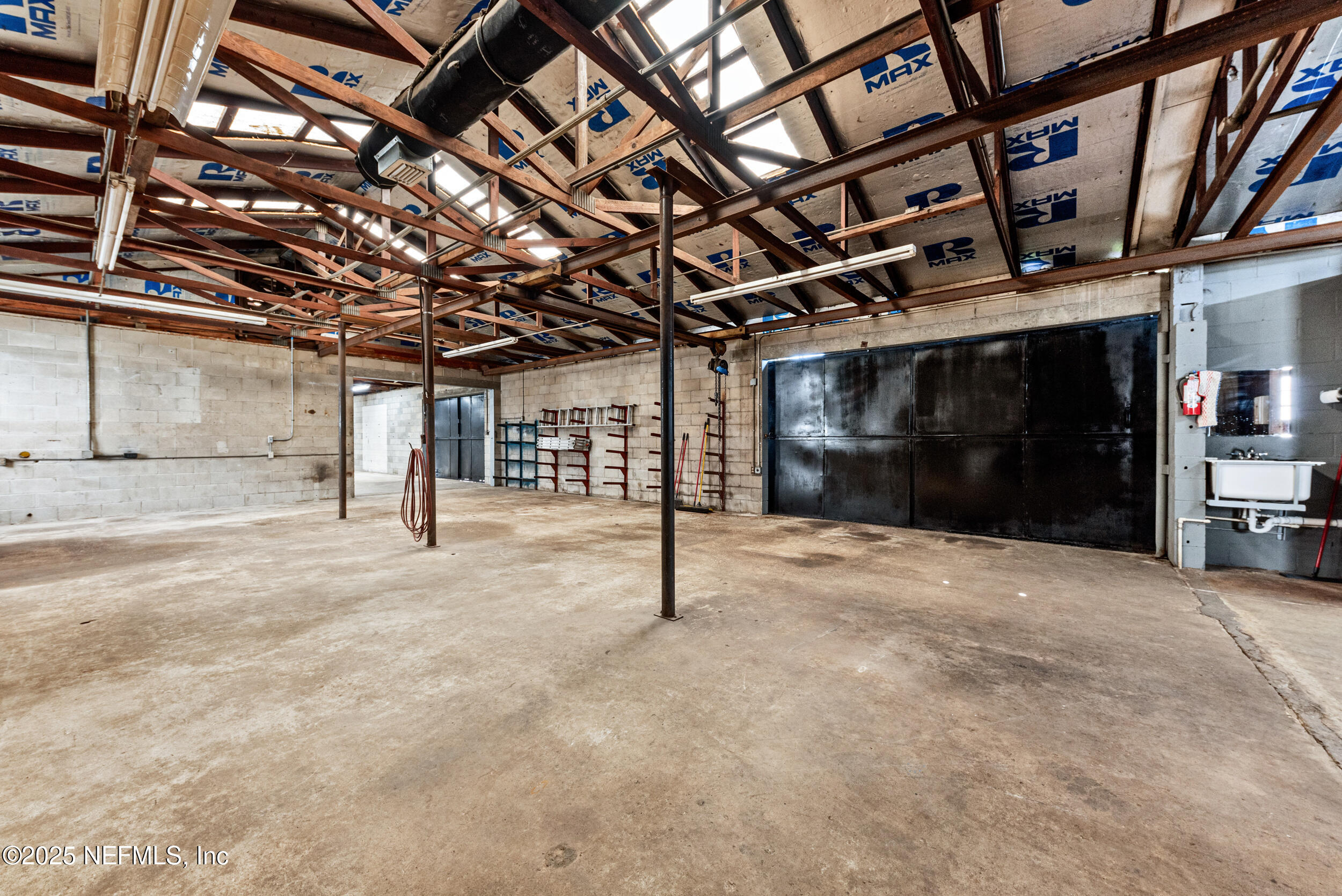 5044 W EDWARD Street