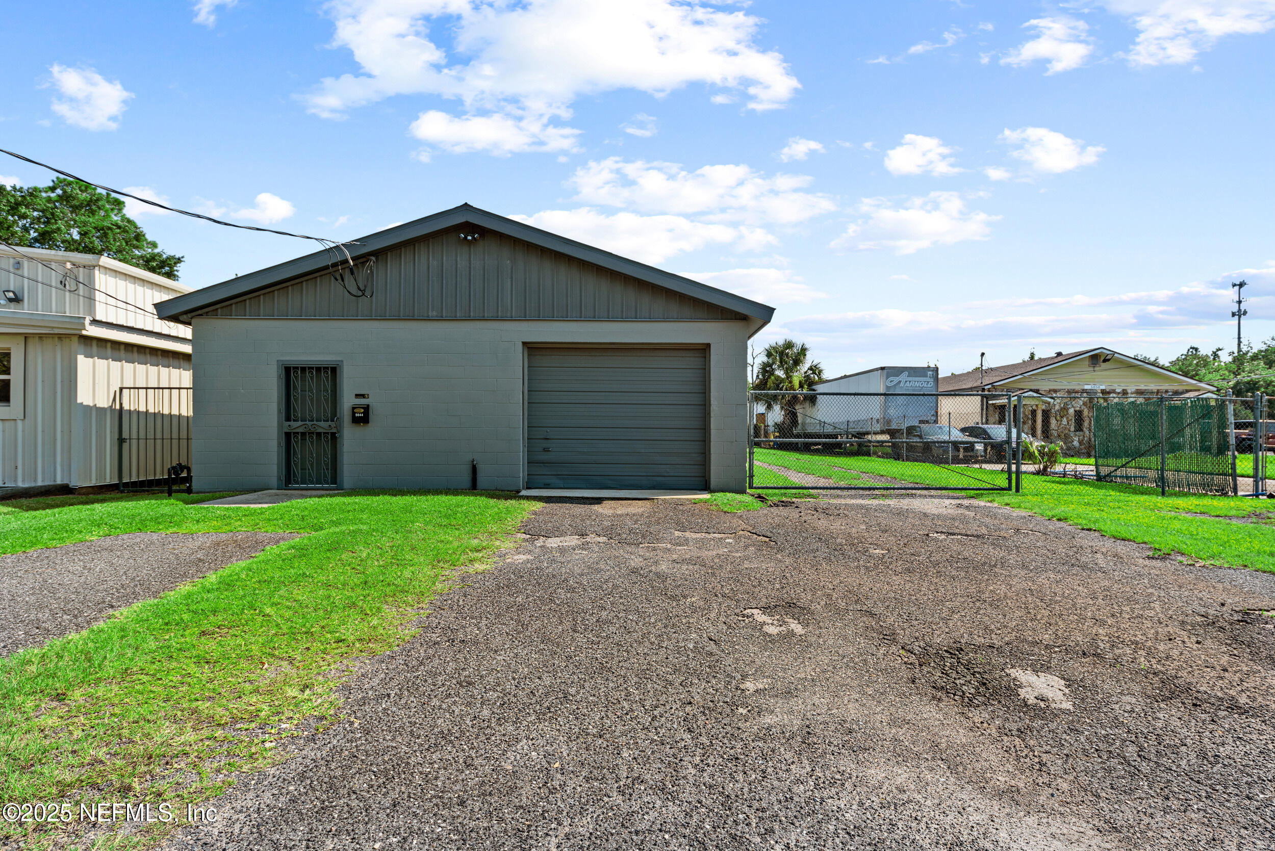 5044 W EDWARD Street