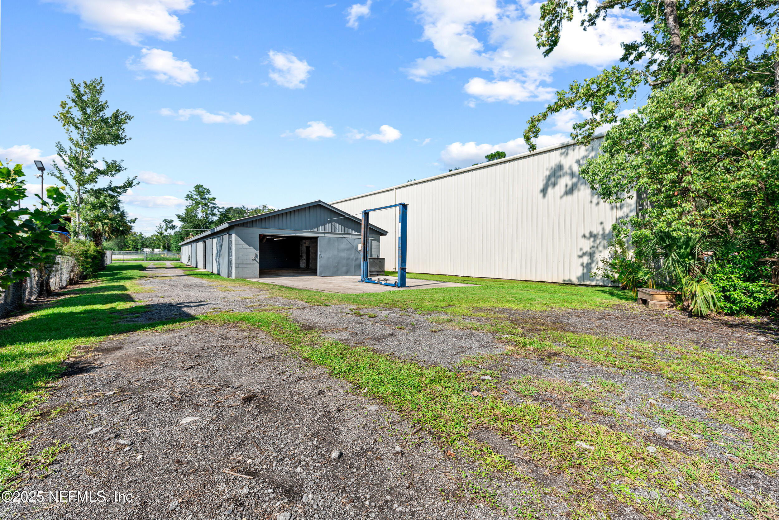 5044 W EDWARD Street