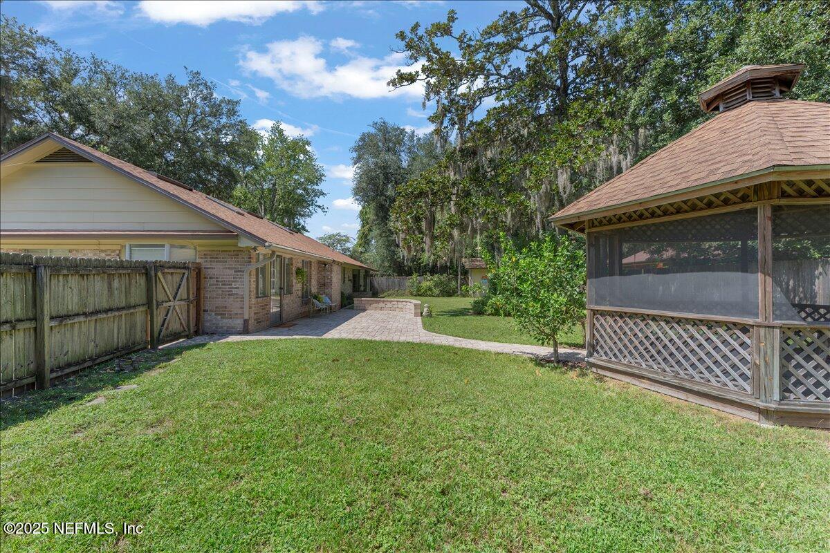 5263 MAGNOLIA OAKS Lane