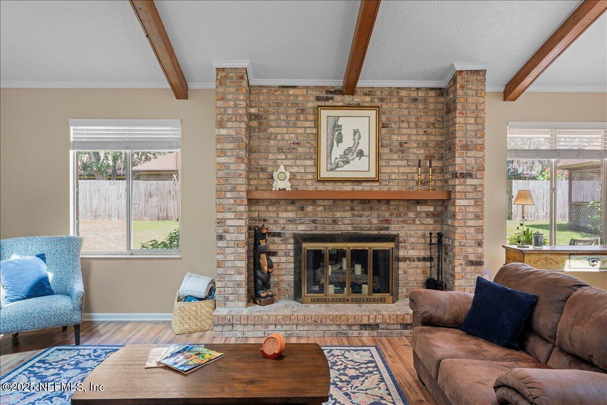 5263 MAGNOLIA OAKS Lane