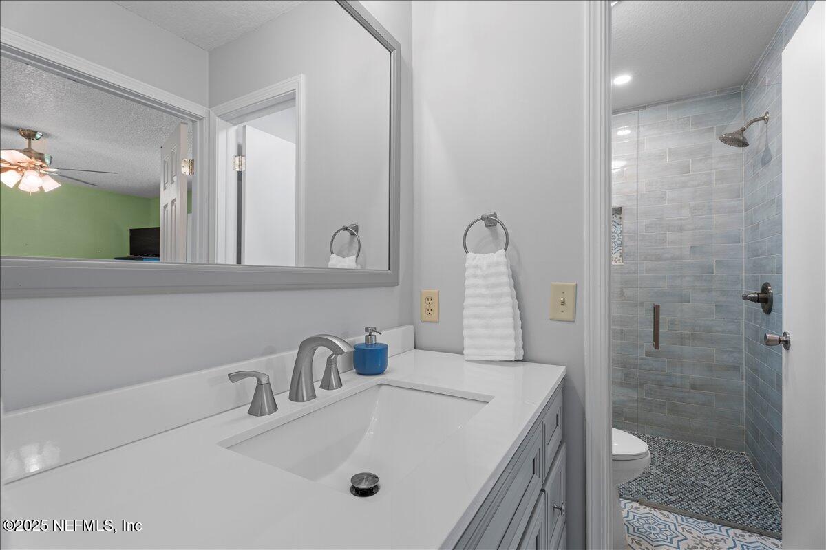 5263 MAGNOLIA OAKS Lane