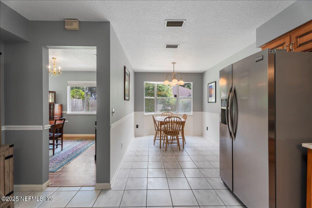 5263 MAGNOLIA OAKS Lane