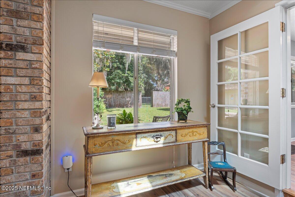 5263 MAGNOLIA OAKS Lane