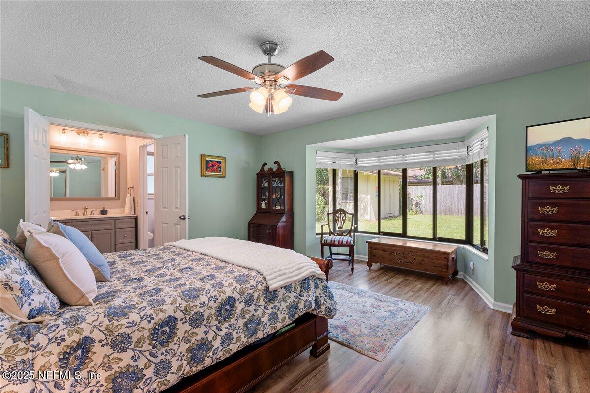 5263 MAGNOLIA OAKS Lane