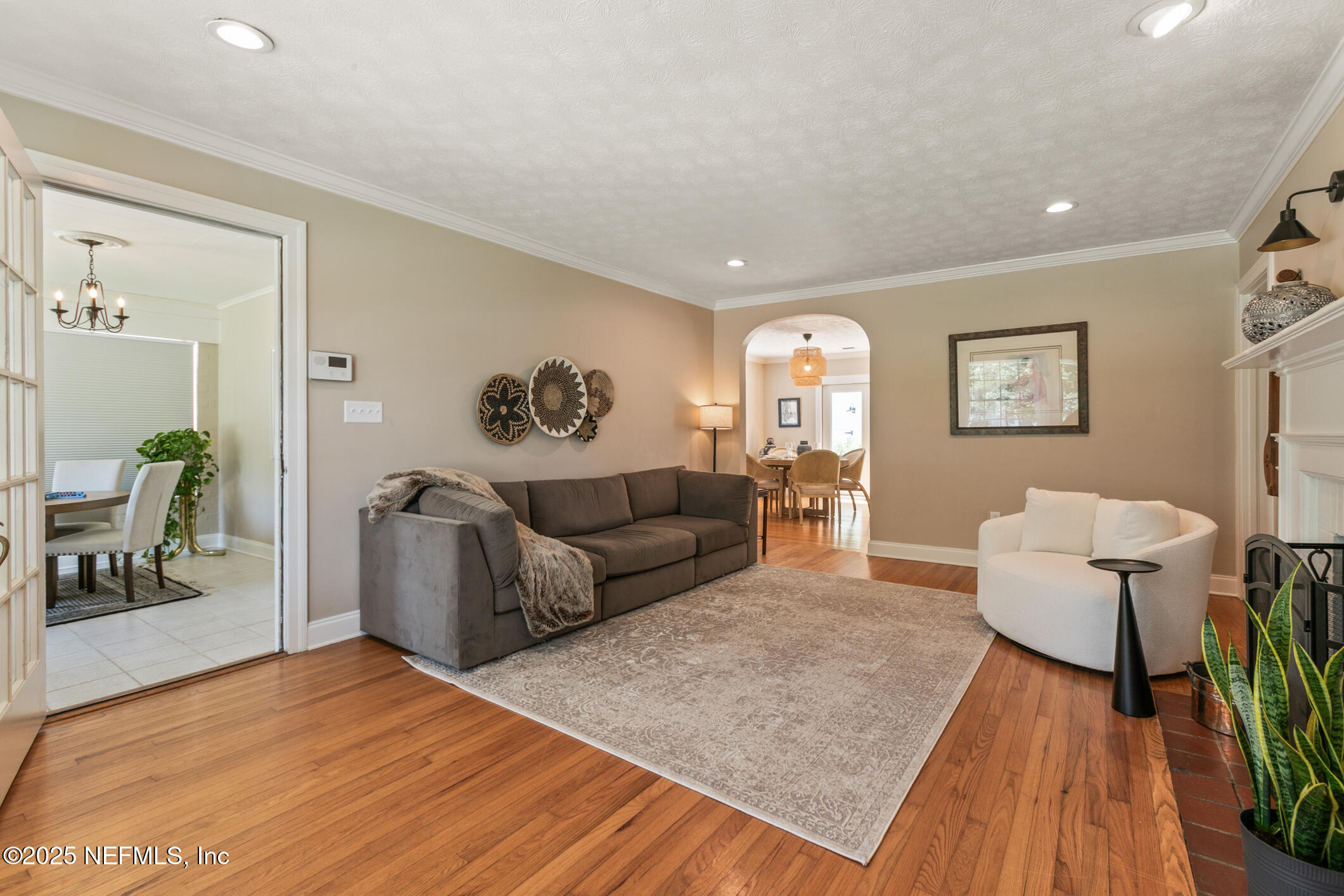 1706 LORIMIER Road