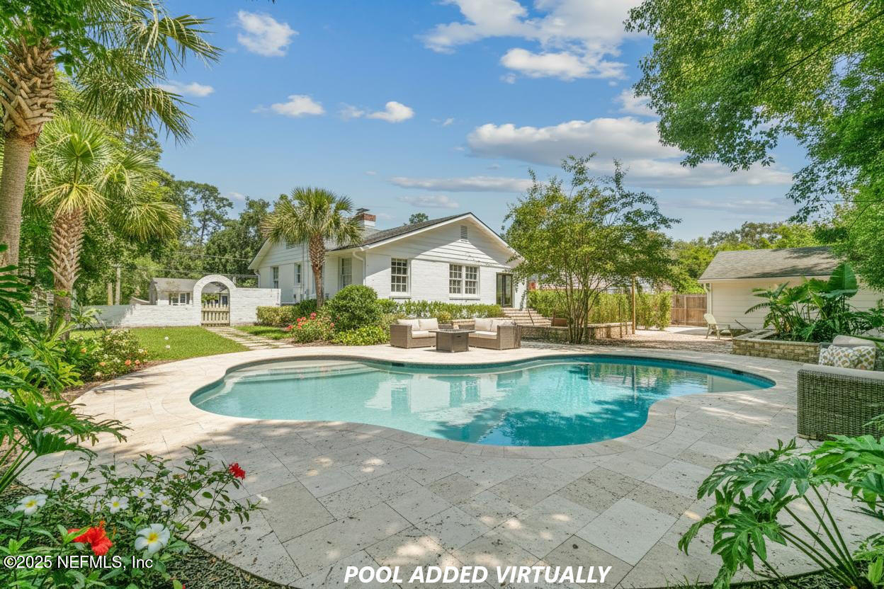 1706 LORIMIER Road