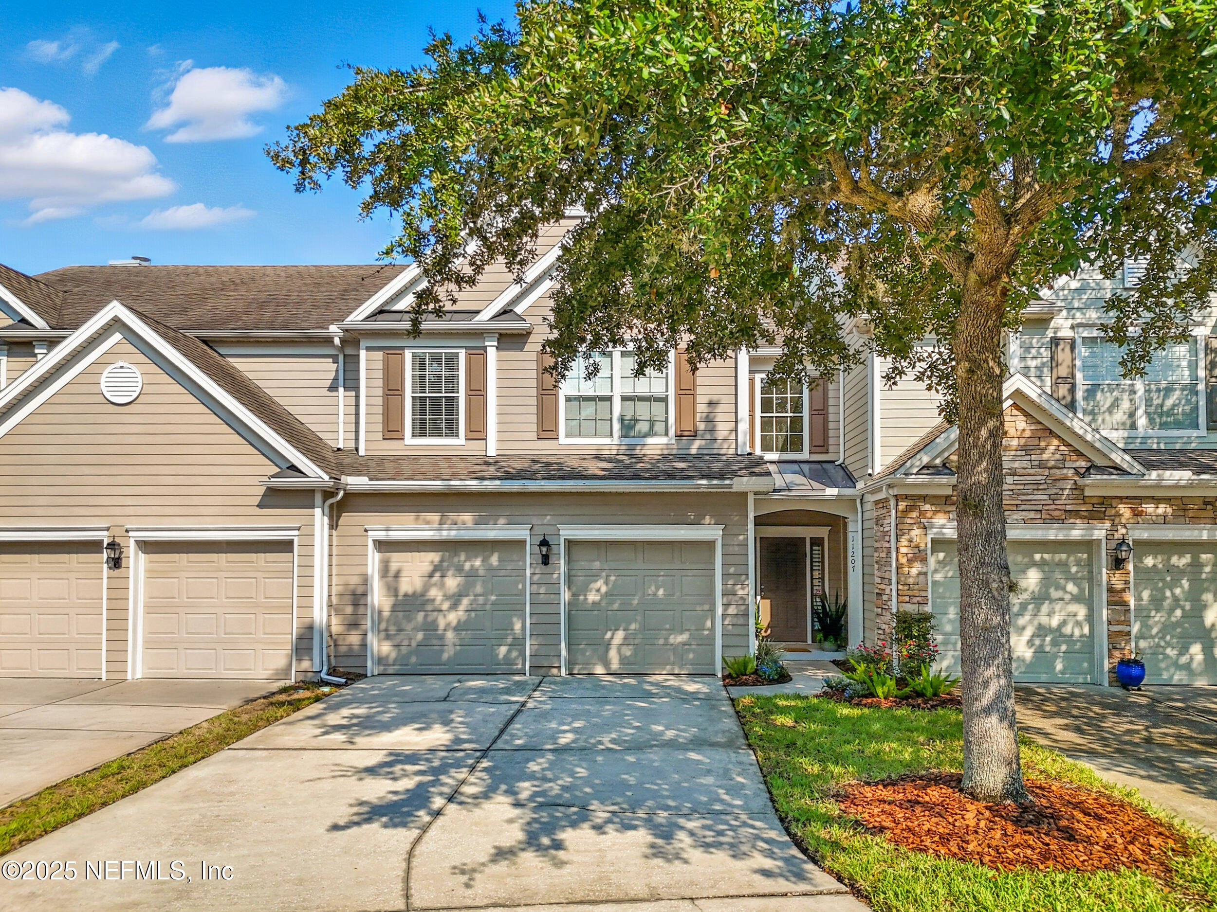 11207 CASTLEMAIN Circle N