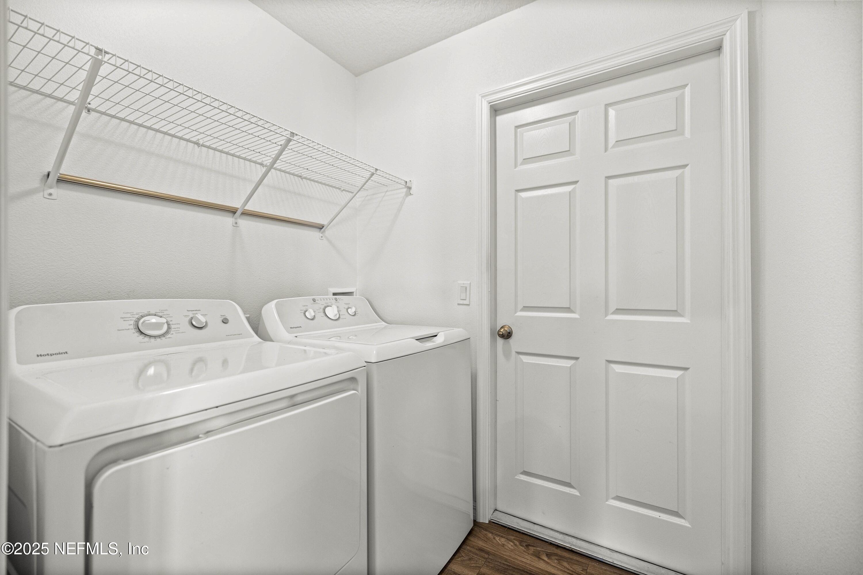 4490 E MARYLAND Street