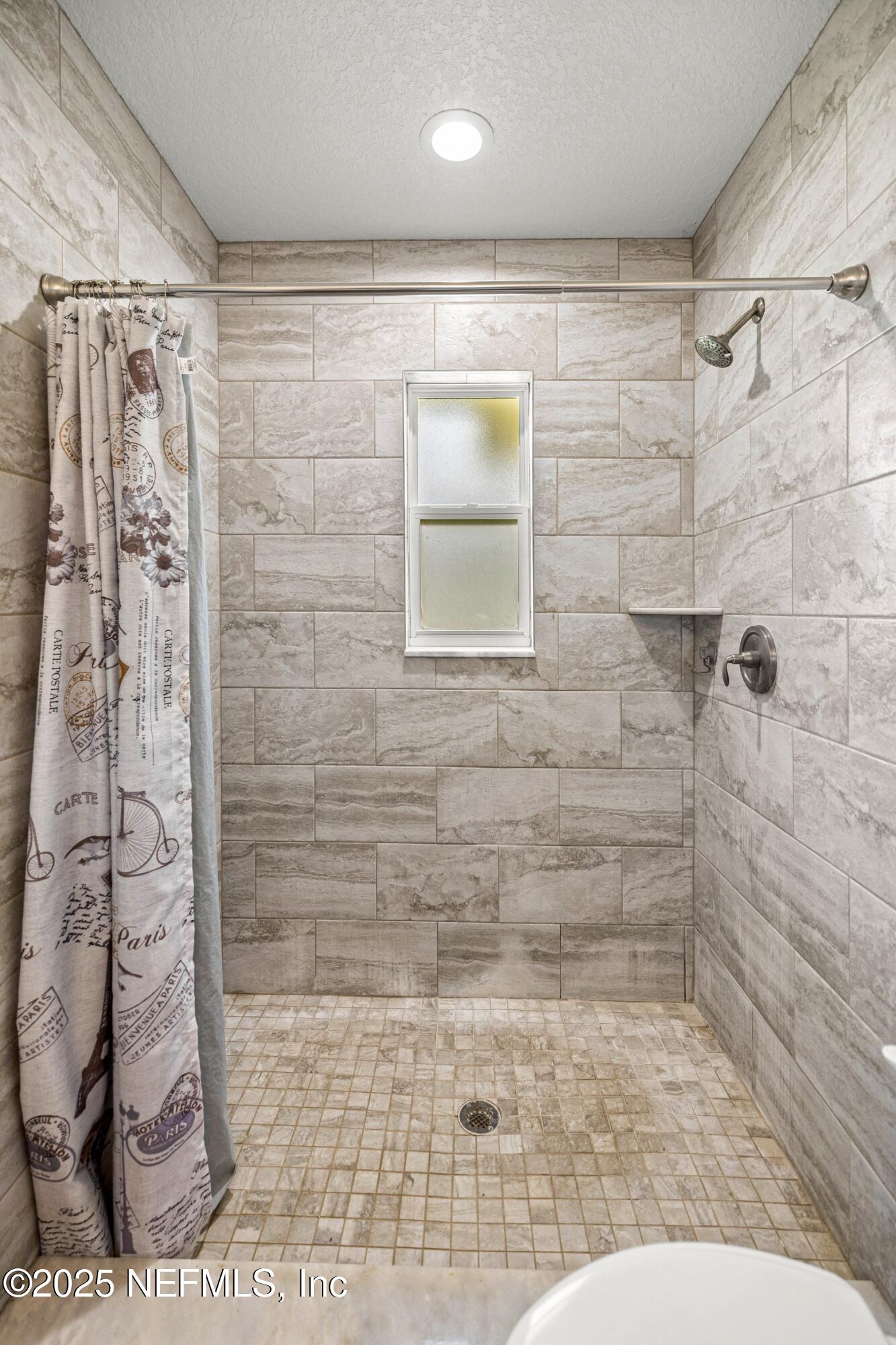 4490 E MARYLAND Street