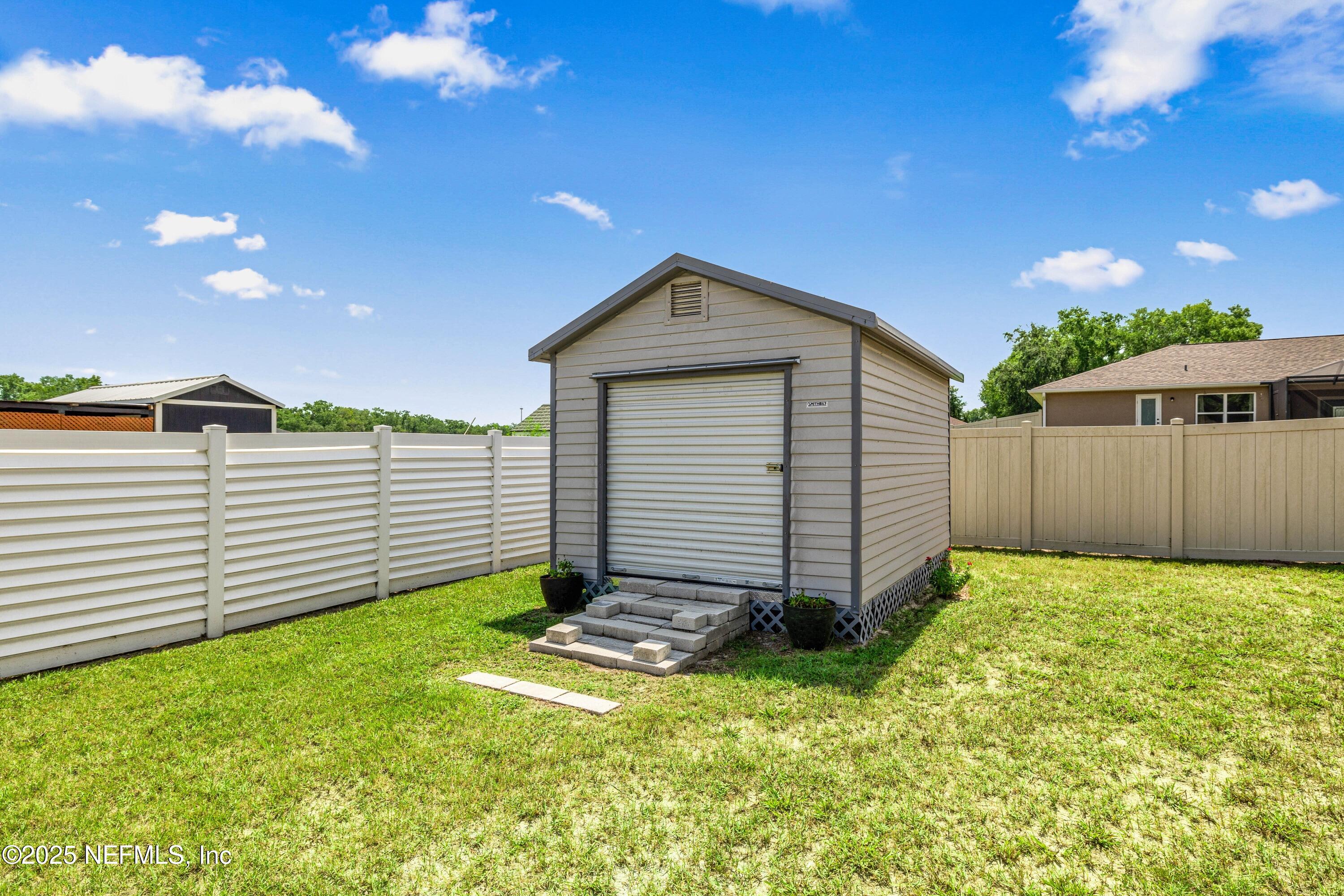 4490 E MARYLAND Street