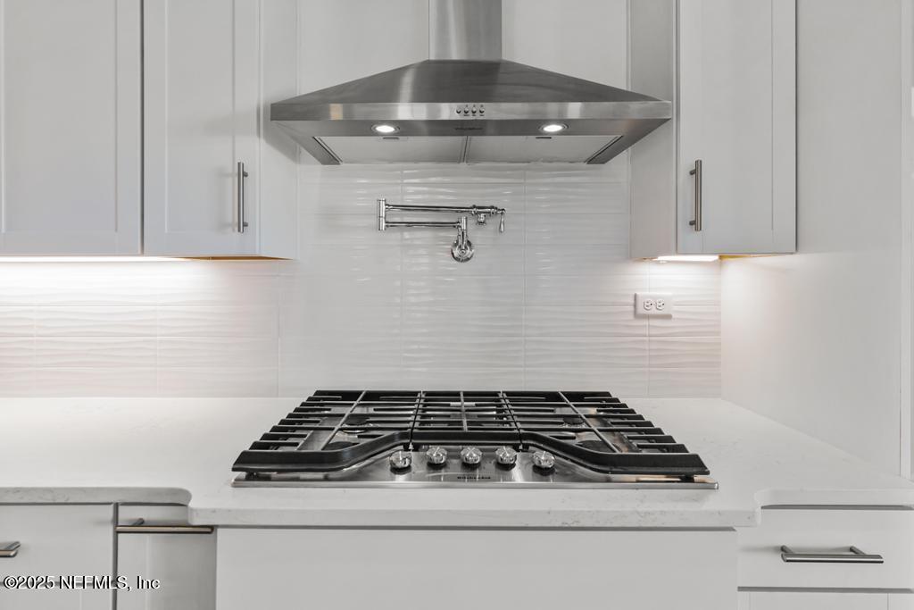 475 MARQUESA Circle, St. Johns