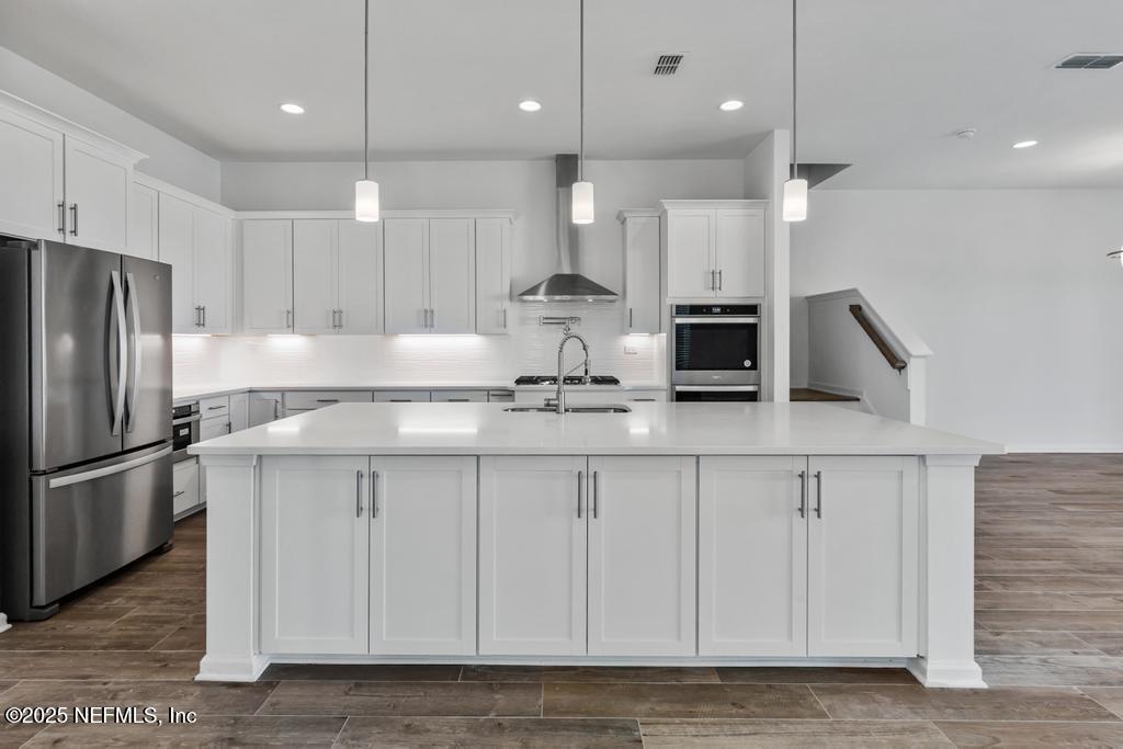 475 MARQUESA Circle, St. Johns