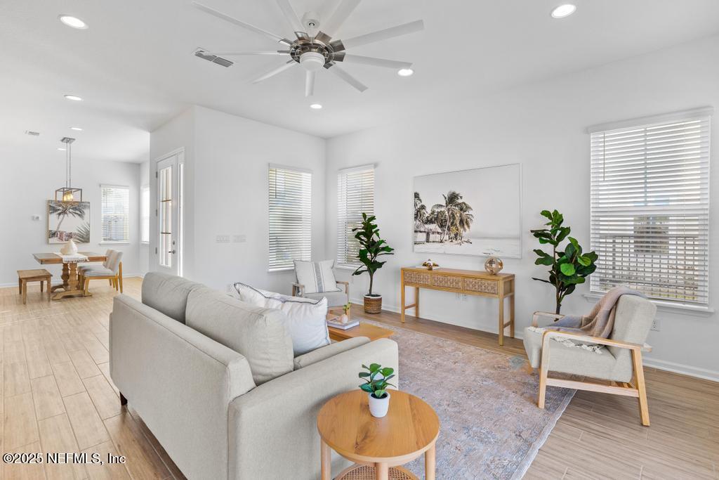 469 MARQUESA Circle, St. Johns