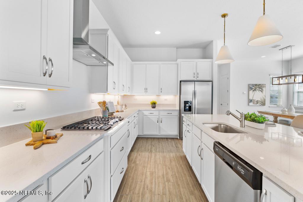 469 MARQUESA Circle, St. Johns