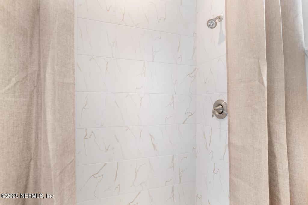 469 MARQUESA Circle, St. Johns