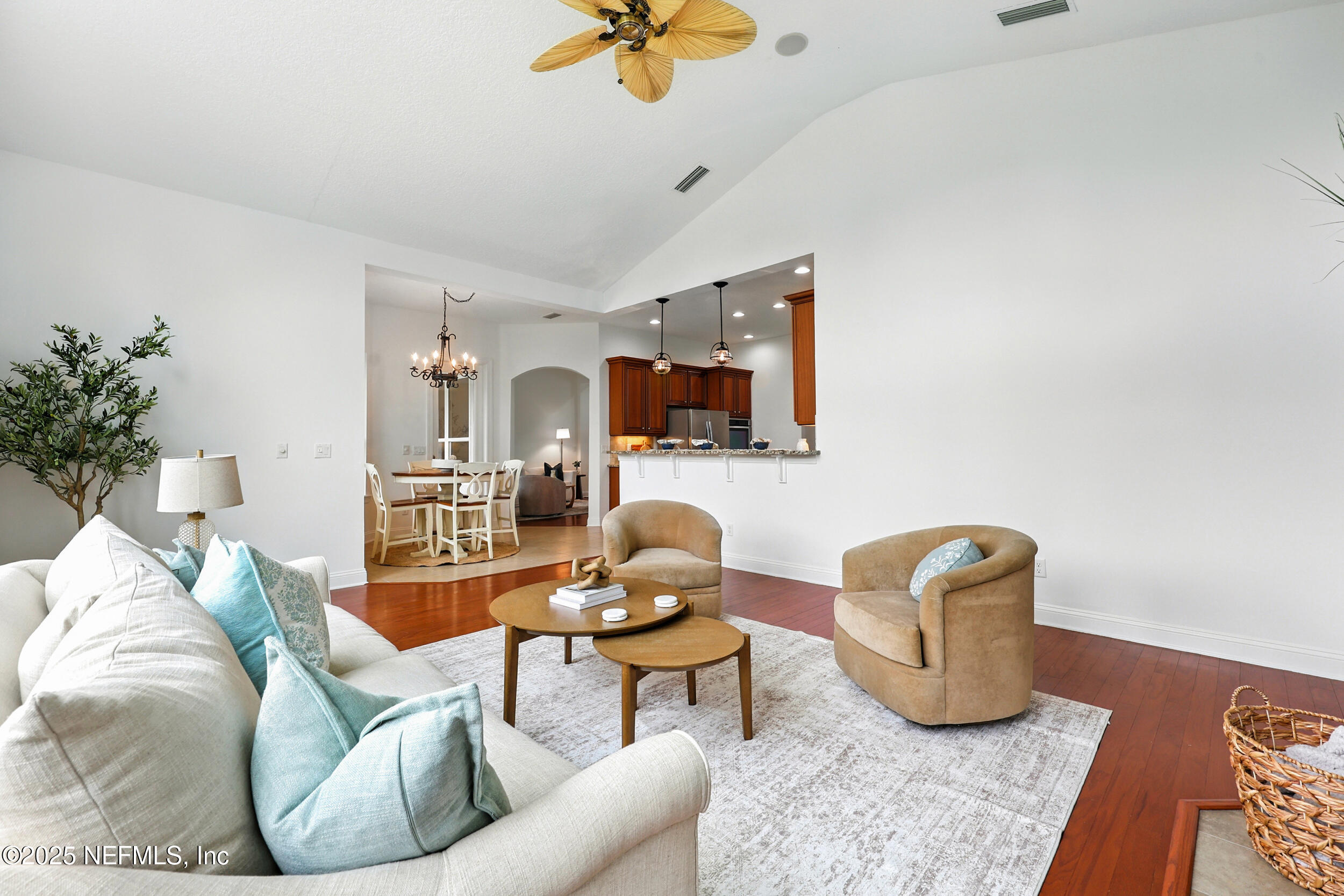 44 CUMBERLAND ISLAND Circle