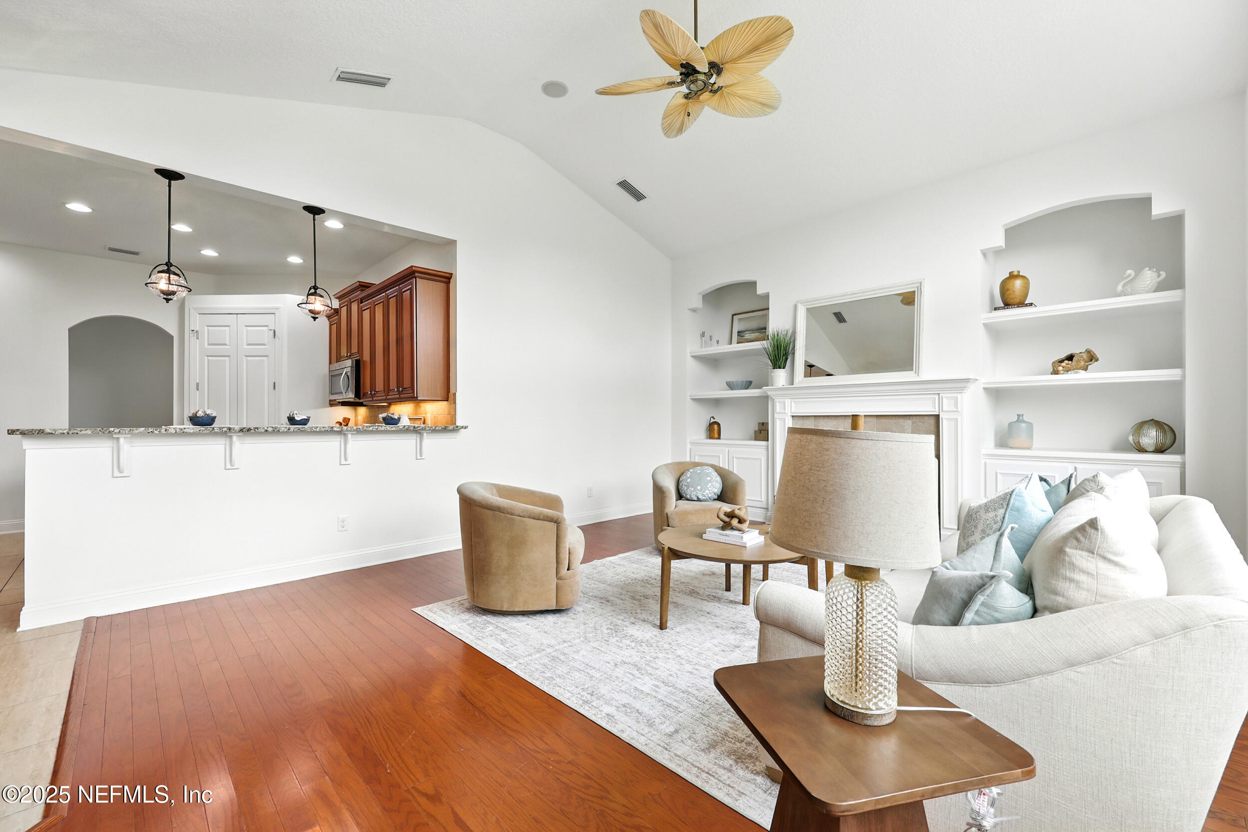 44 CUMBERLAND ISLAND Circle