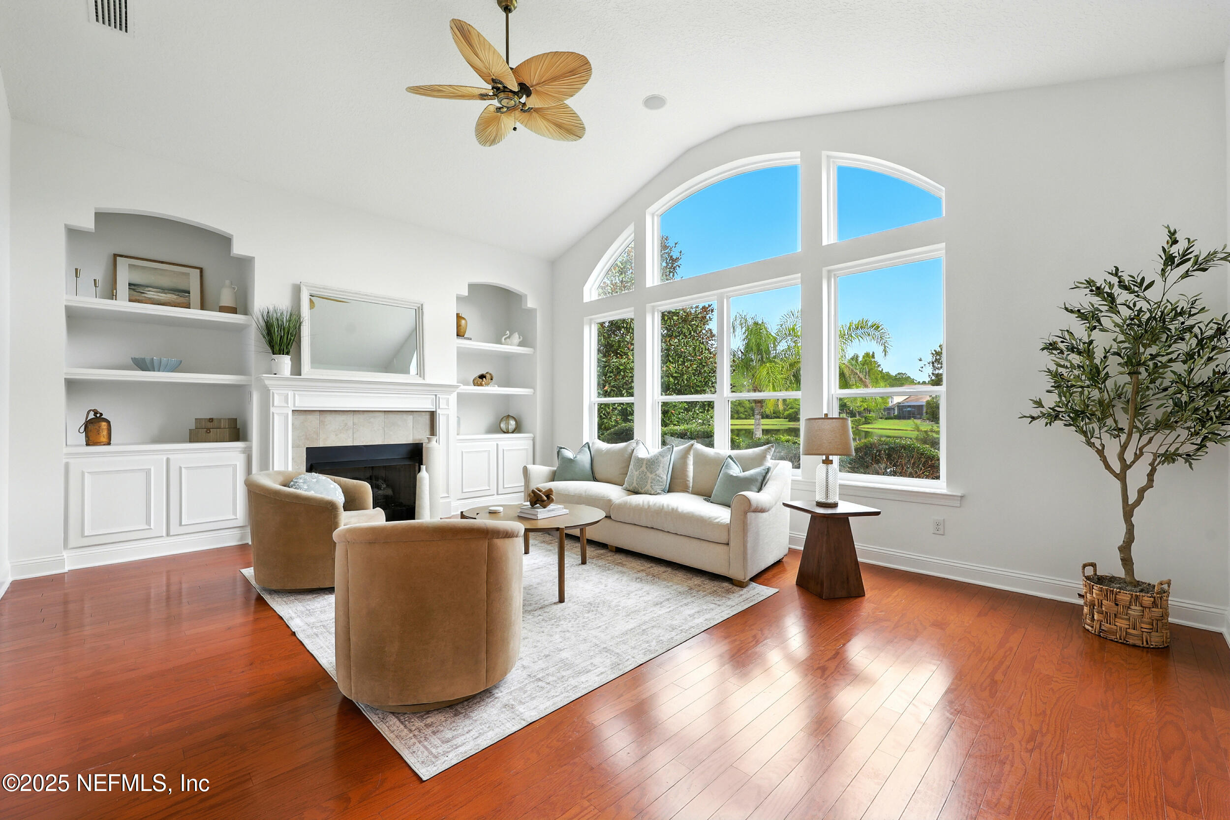 44 CUMBERLAND ISLAND Circle
