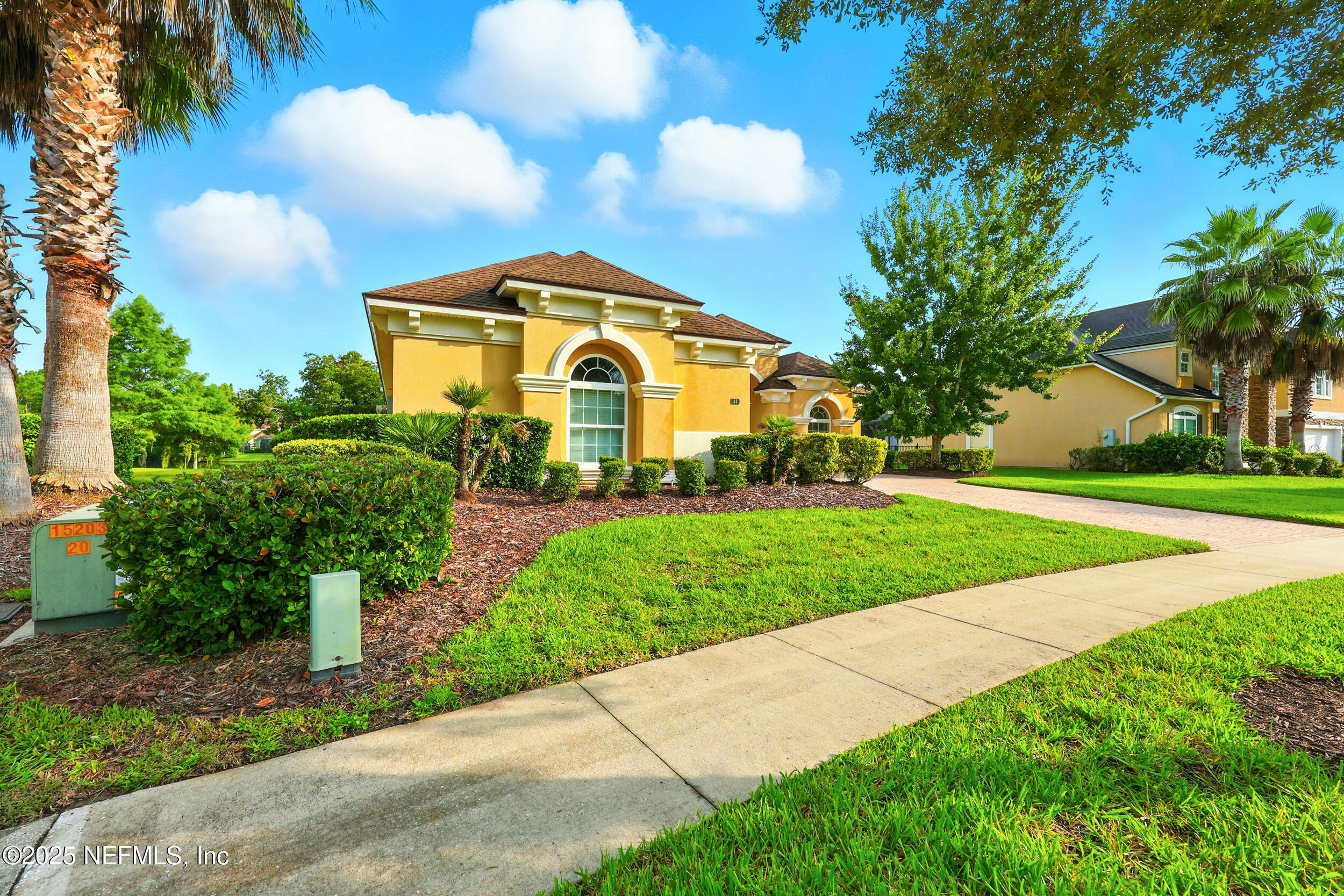 44 CUMBERLAND ISLAND Circle