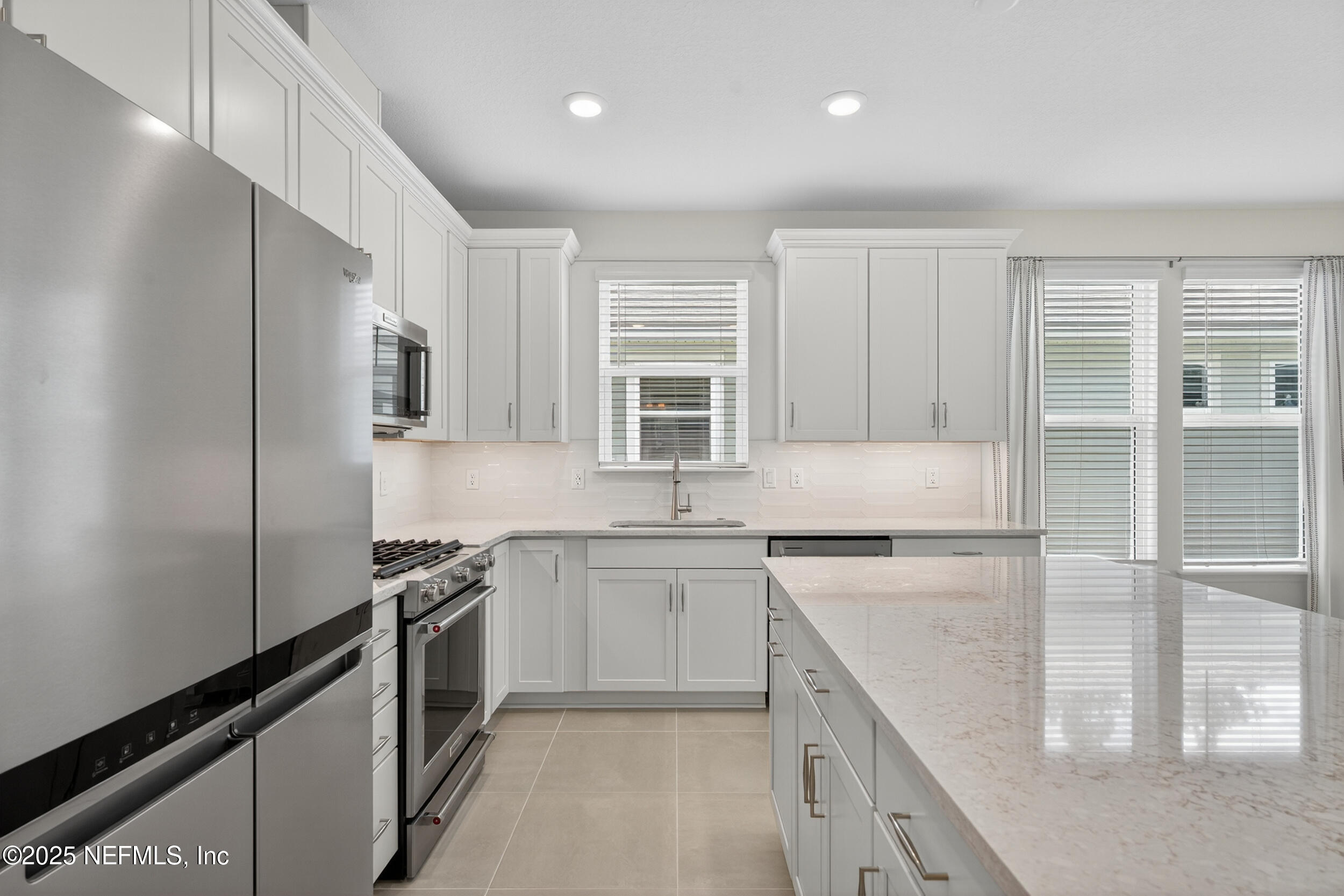128 OYSTER SHELL Terrace