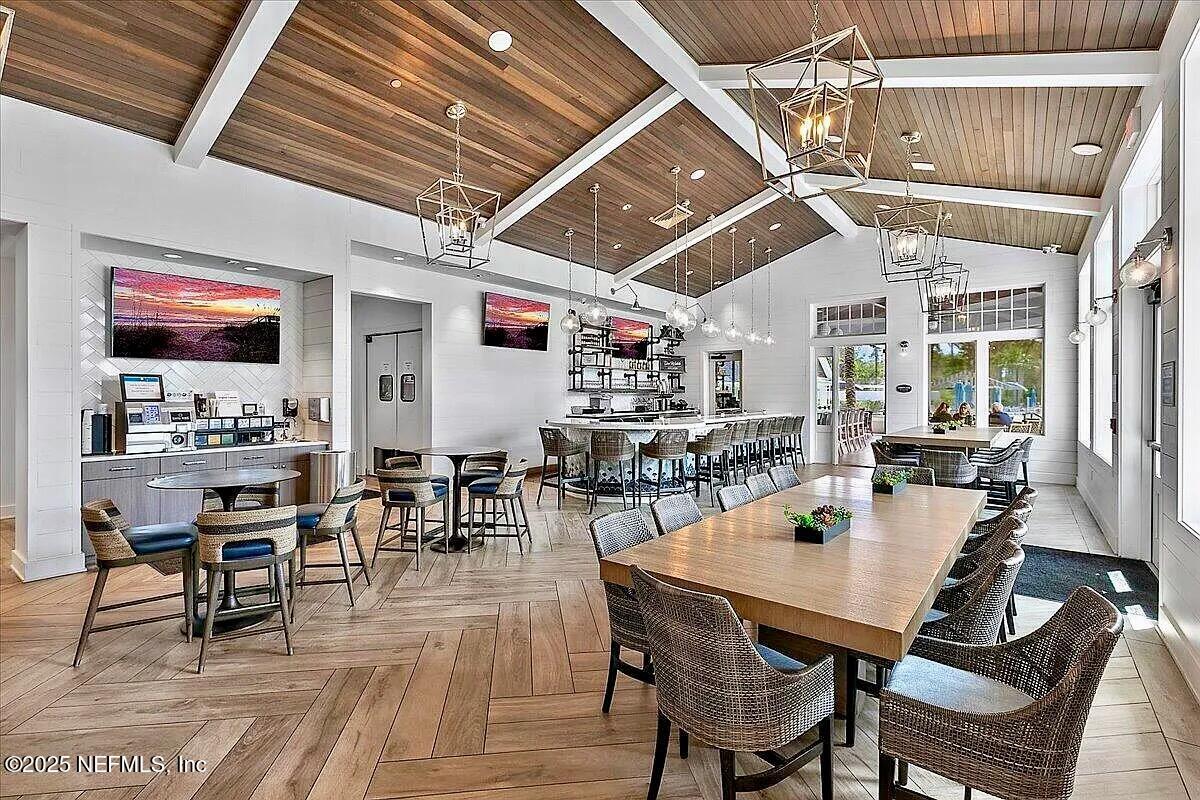 128 OYSTER SHELL Terrace