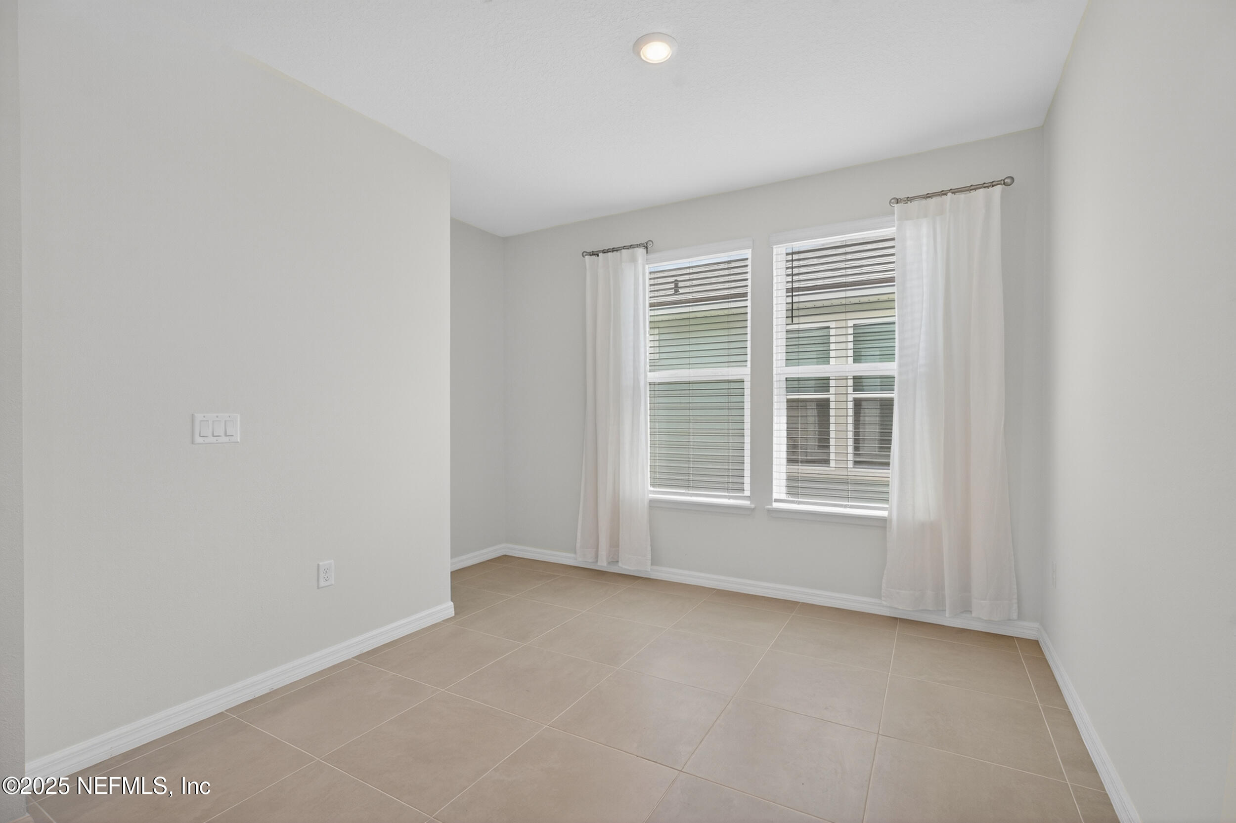 128 OYSTER SHELL Terrace