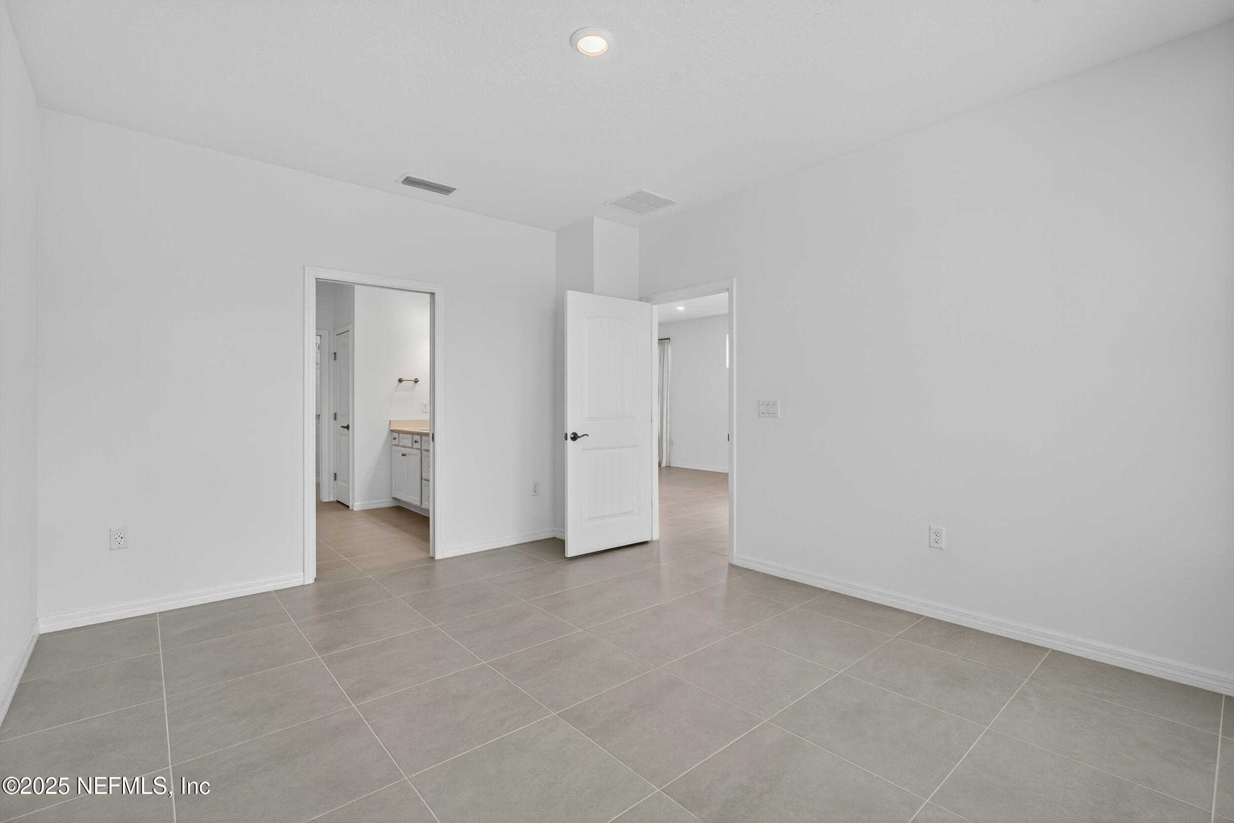 128 OYSTER SHELL Terrace