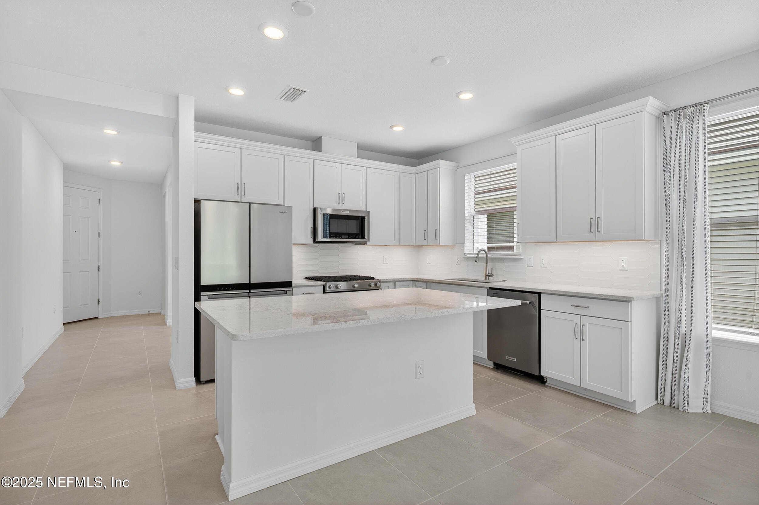 128 OYSTER SHELL Terrace