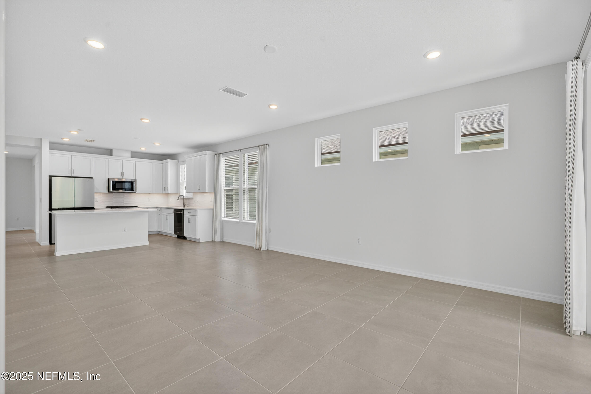 128 OYSTER SHELL Terrace