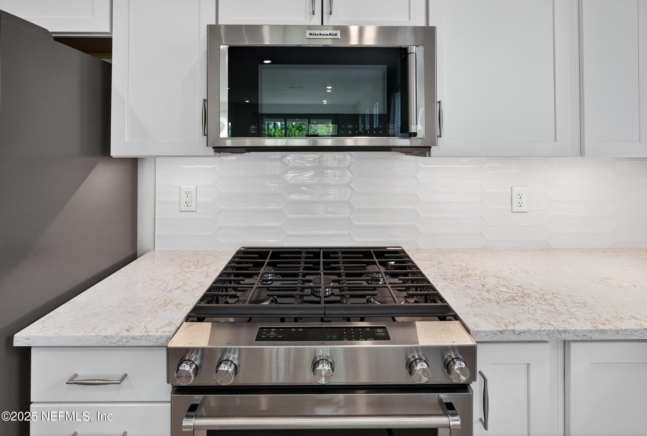 128 OYSTER SHELL Terrace