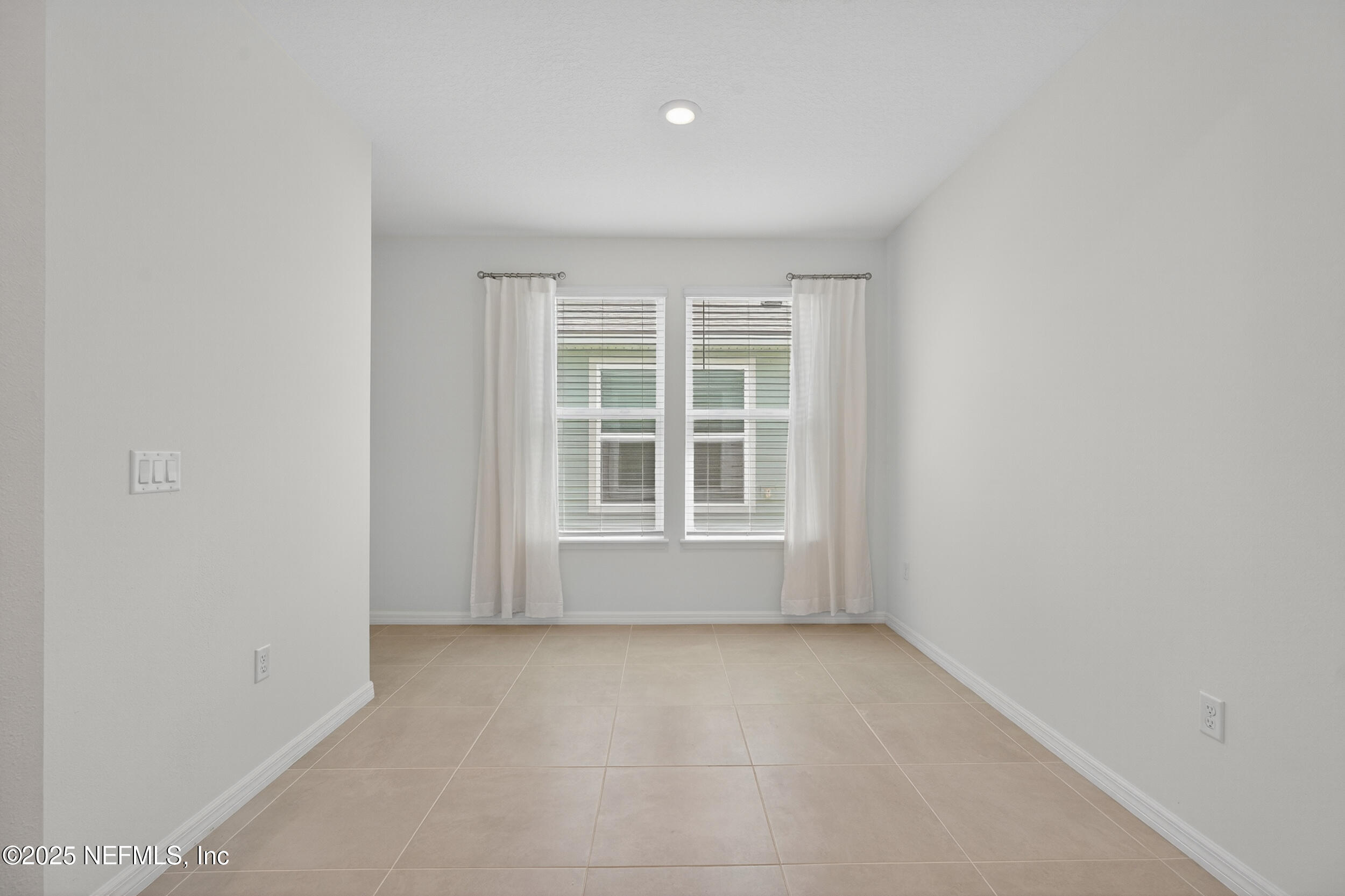 128 OYSTER SHELL Terrace