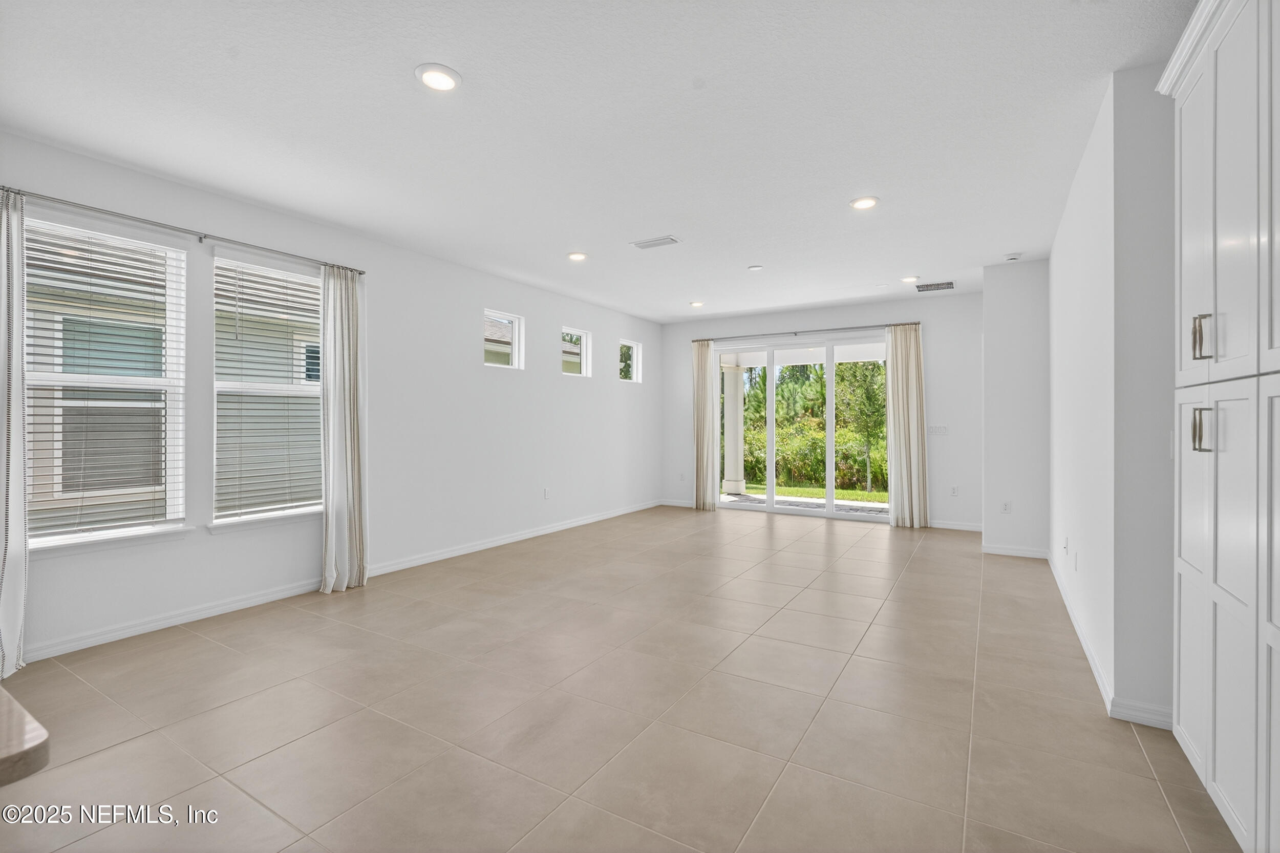 128 OYSTER SHELL Terrace