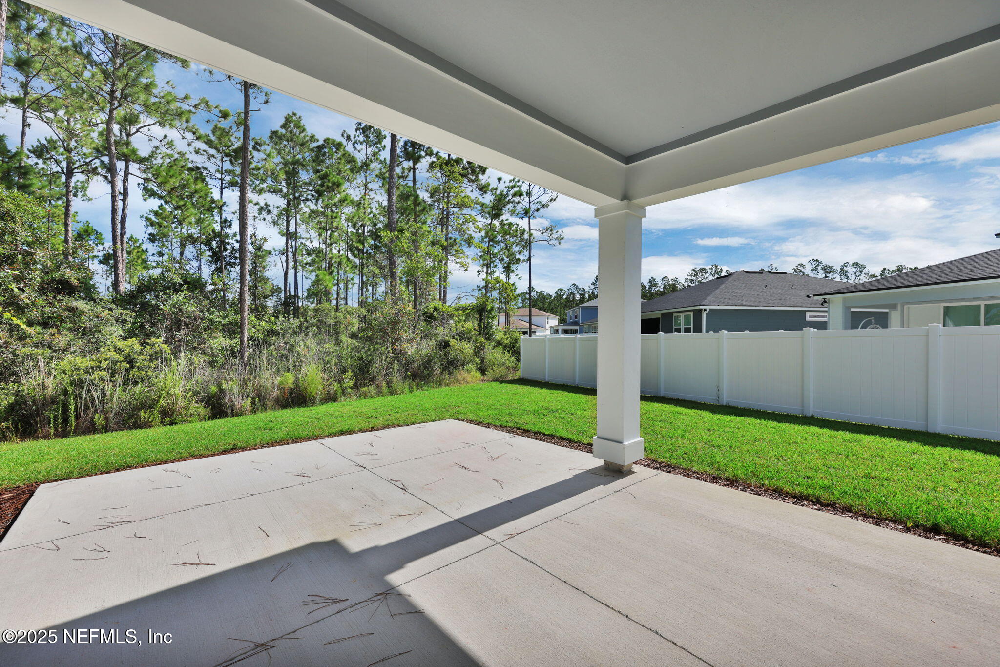 2489 BRADLEY PARK Drive