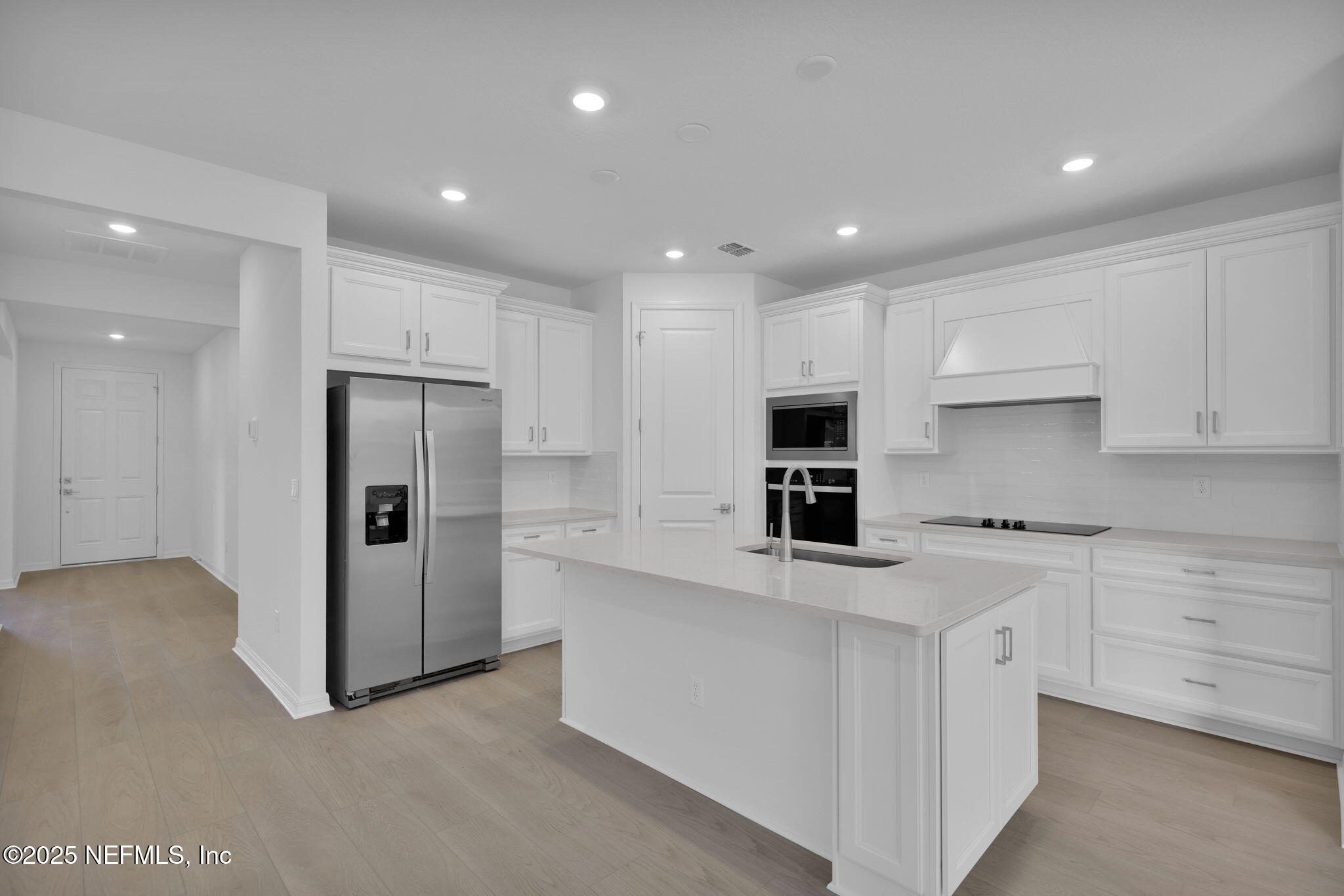 2489 BRADLEY PARK Drive