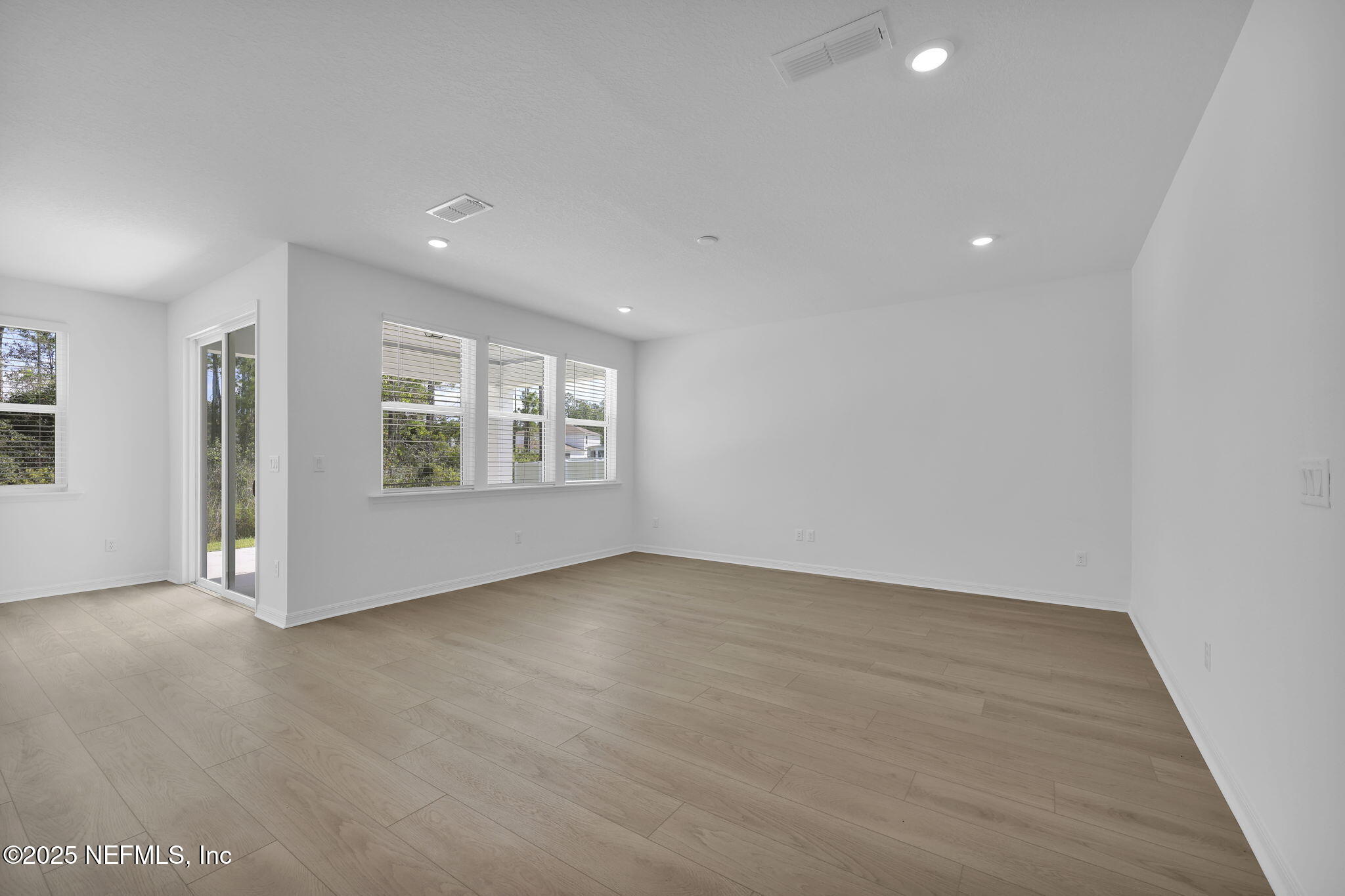 2489 BRADLEY PARK Drive