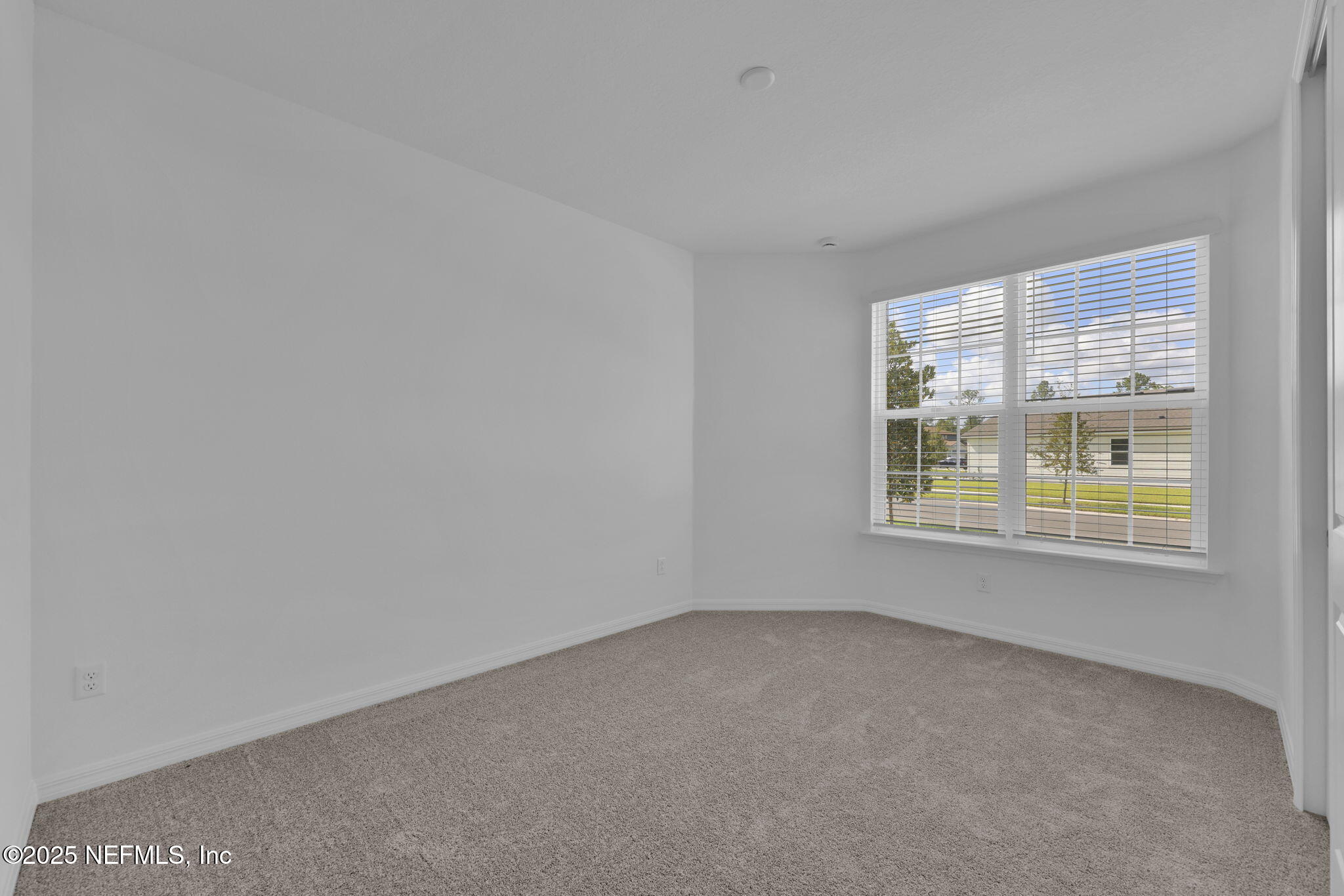 2489 BRADLEY PARK Drive