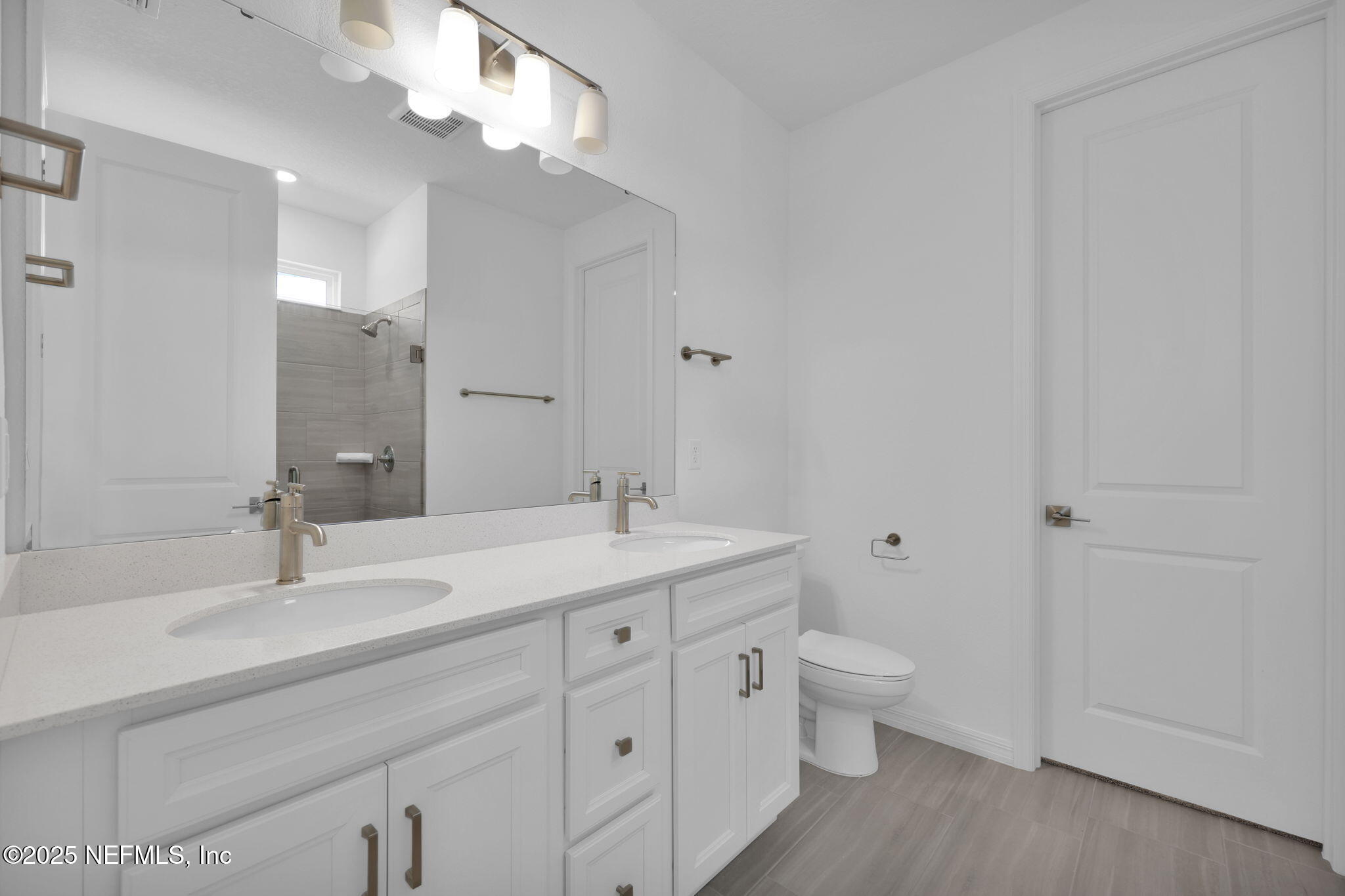 2489 BRADLEY PARK Drive