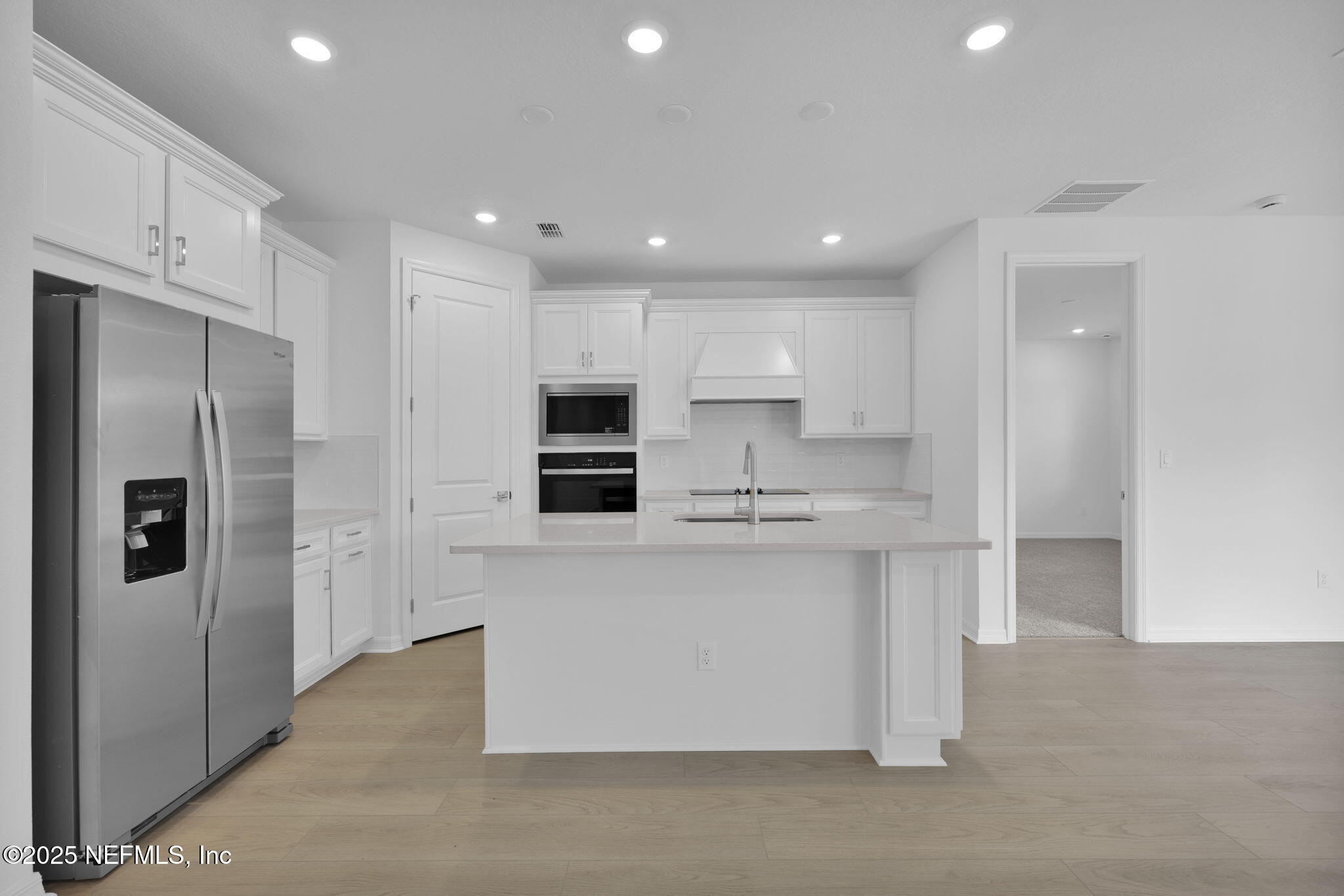 2489 BRADLEY PARK Drive