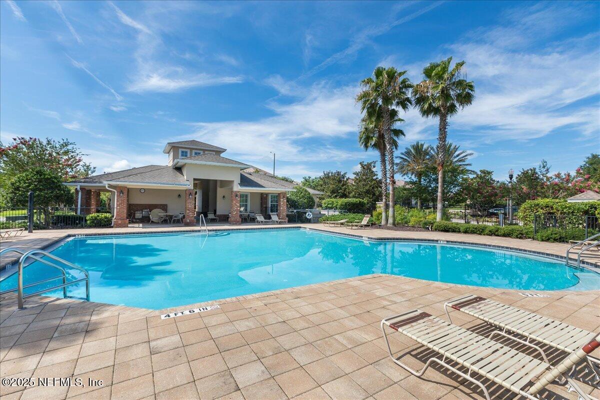 8129 SUMMER PALM Court