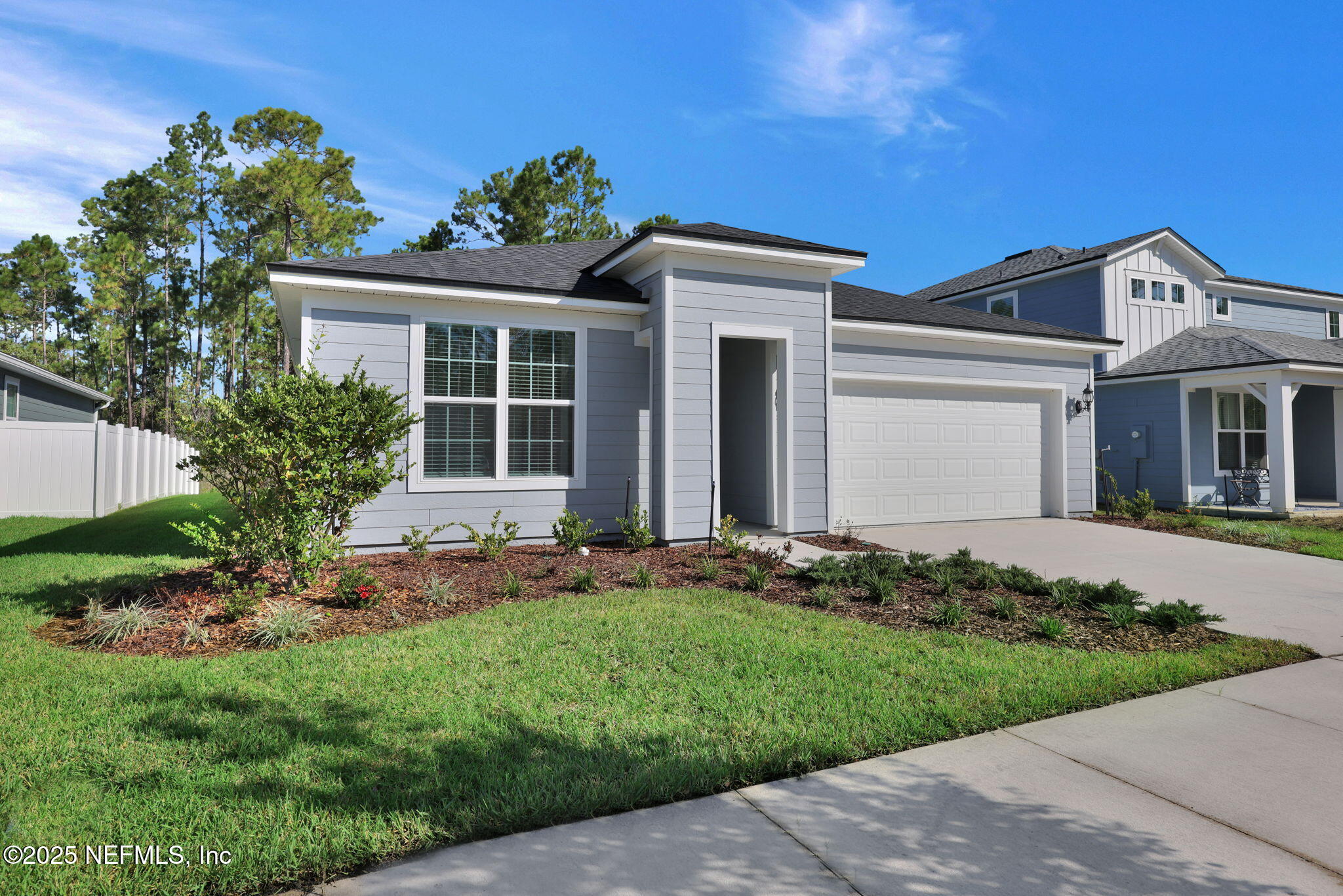 2416 GLADE Lane