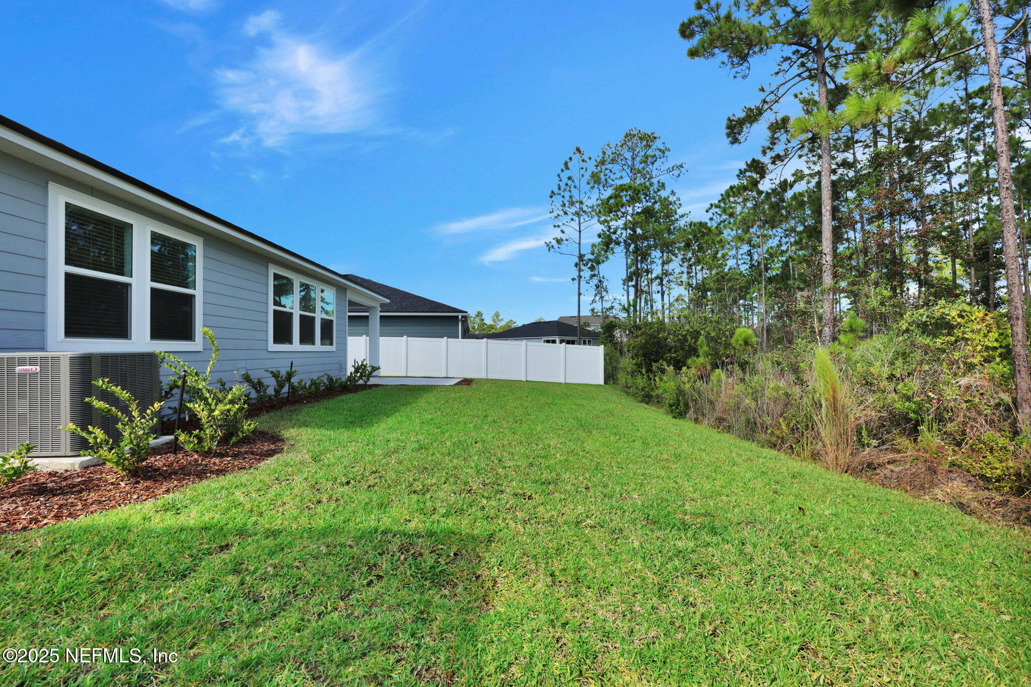 2416 GLADE Lane