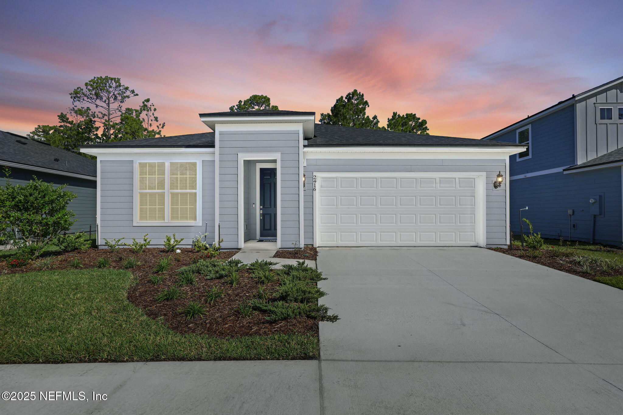 2416 GLADE Lane