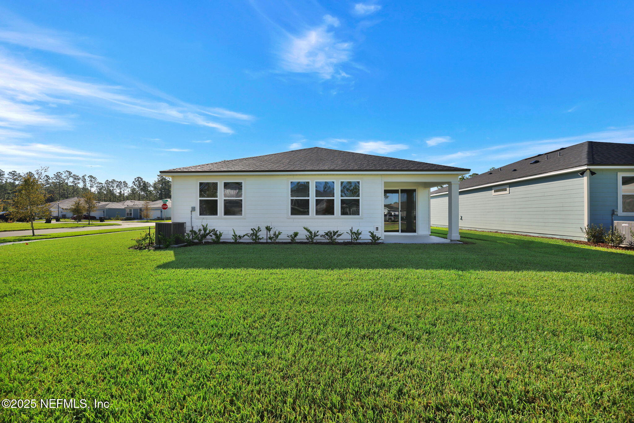 2442 GLADE Lane